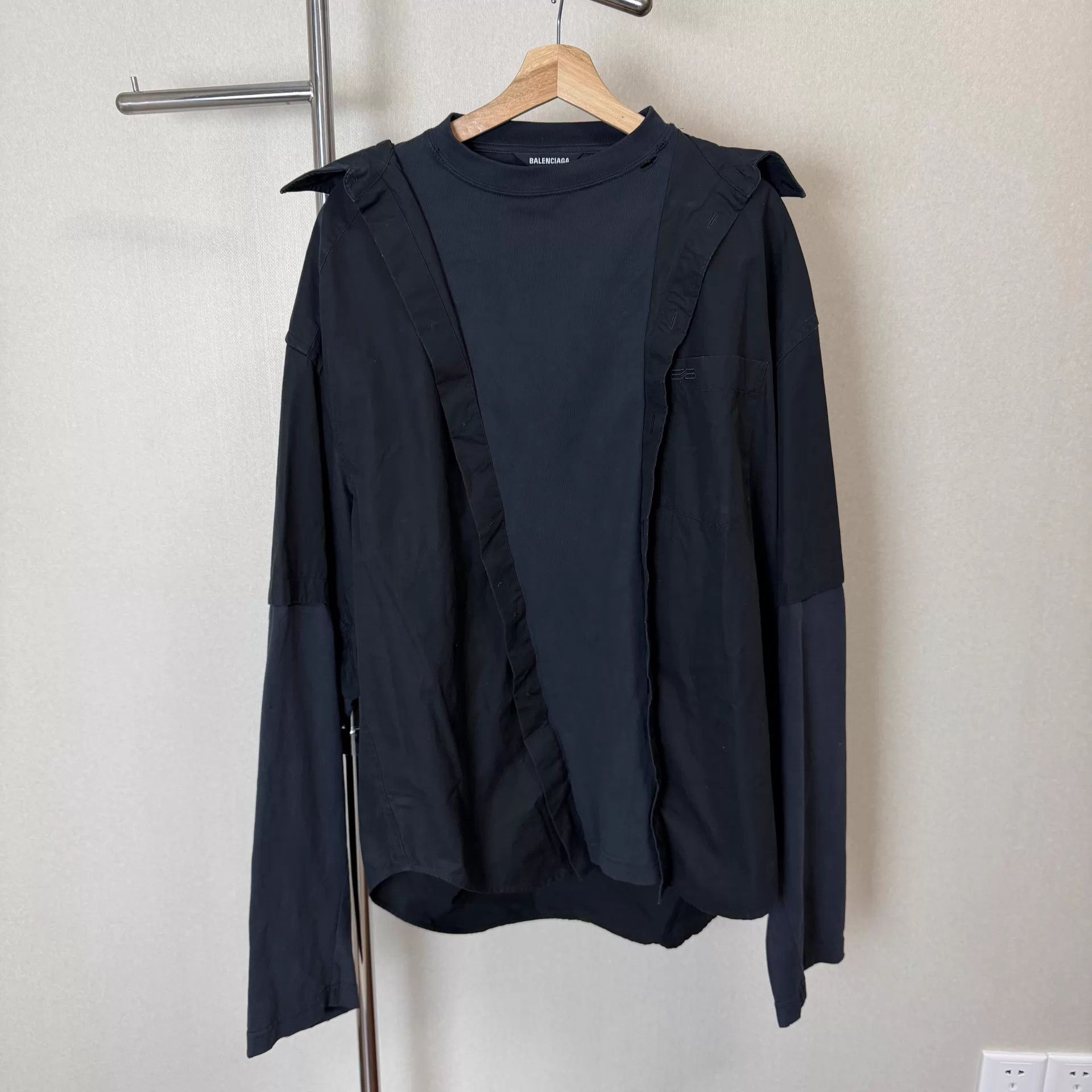 Balenciaga Balenciaga Runway Two-Tone Shirt Black & Blue Size 3 Size US L / EU 52-54 / 3 - 1 Thumbnail