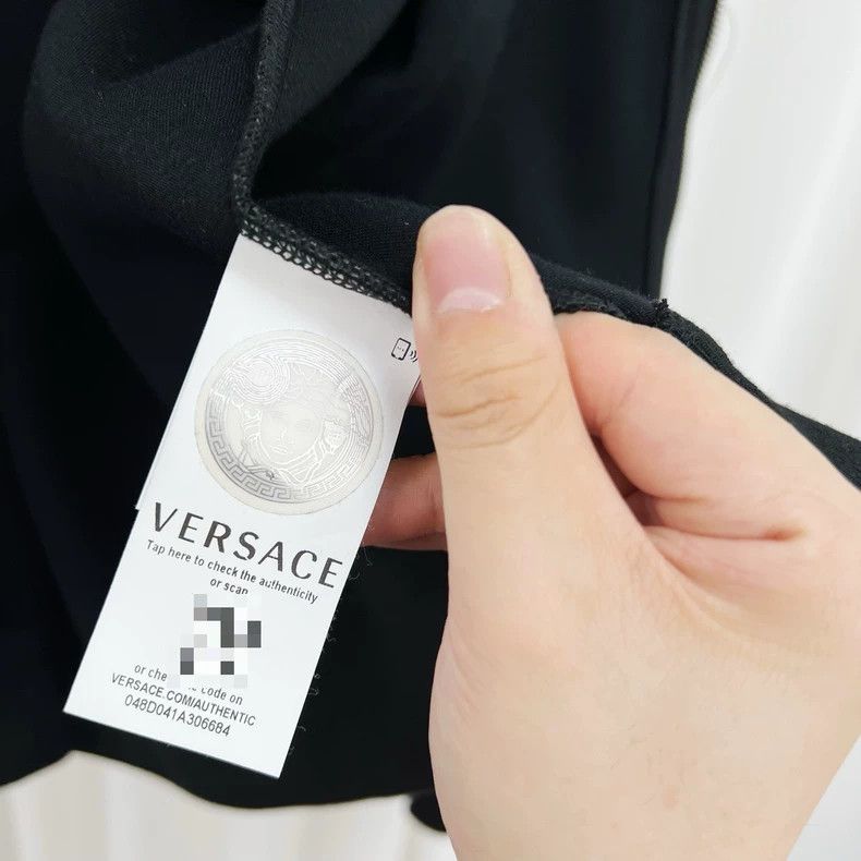Versace Versace Embroidered letter zip jacket Size US L / EU 52-54 / 3 - 6 Thumbnail