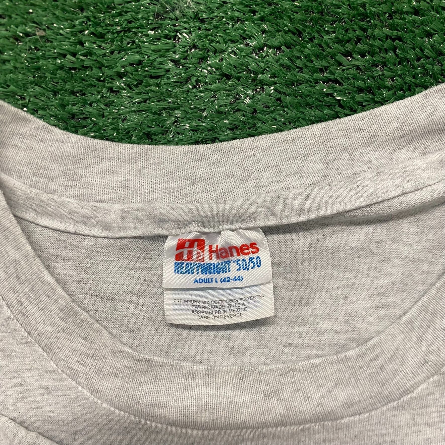 Hanes Vintage 90s Wolf Face T-Shirt Nature Art Single Stitch Tee Size US L / EU 52-54 / 3 - 5 Thumbnail