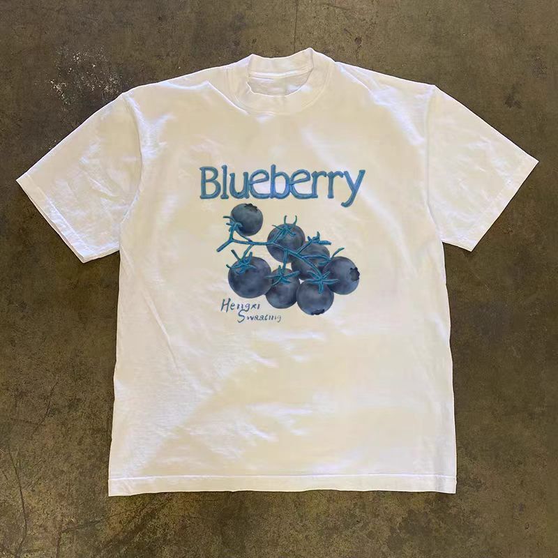Vintage White retro blueberry print t-shirt Size US M / EU 48-50 / 2 - 1 Thumbnail