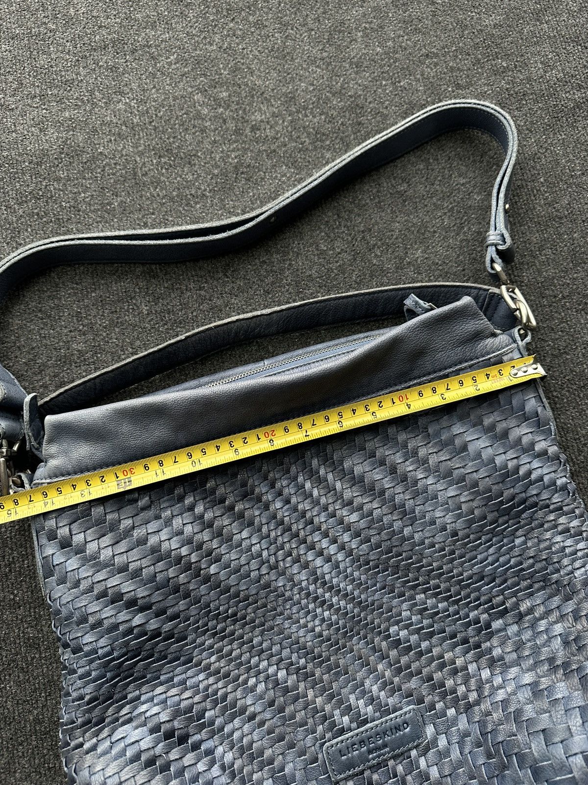 LIEBESKIND BERLIN 🚨Y2K AVANT-GARDE 🚨Bottega style Germany hand bag Y2K 90s Size ONE SIZE - 16 Thumbnail