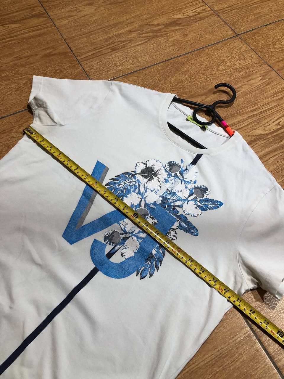 Versace Jeans Couture Versace Jeans Couture T-shirt With Colorful Print basic tee Size US L / EU 52-54 / 3 - 9 Thumbnail