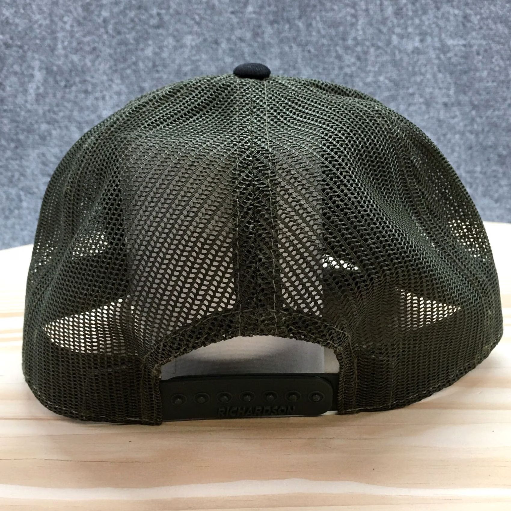 Vintage Richardson Trucker Hat Men Green Camo OS Adjustable Curved Brim Embroidered Logo Size ONE SIZE - 7 Thumbnail