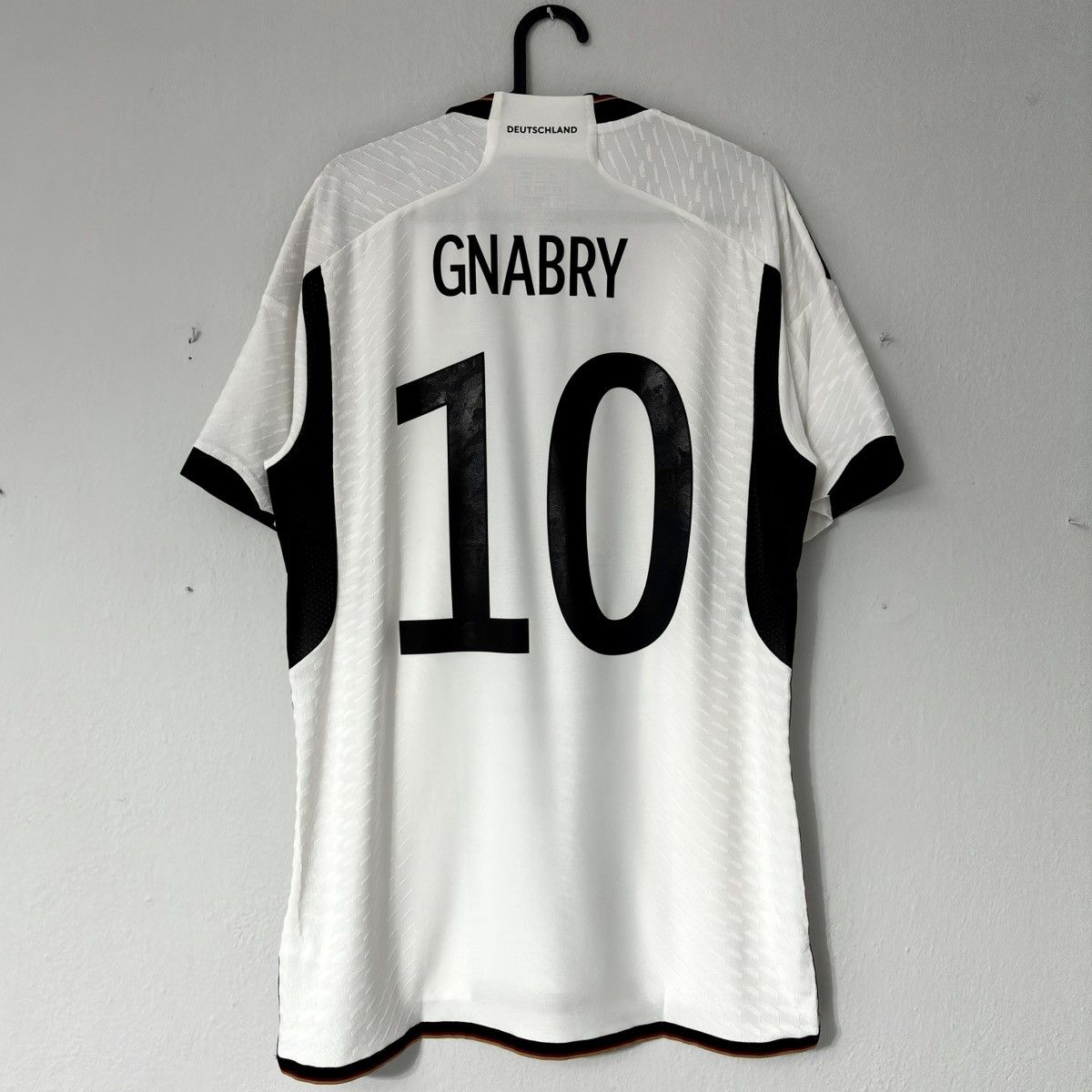 Adidas 2022 2023 Germany NEW Adidas Authentic Home Soccer Jersey Size US M / EU 48-50 / 2 - 7 Thumbnail
