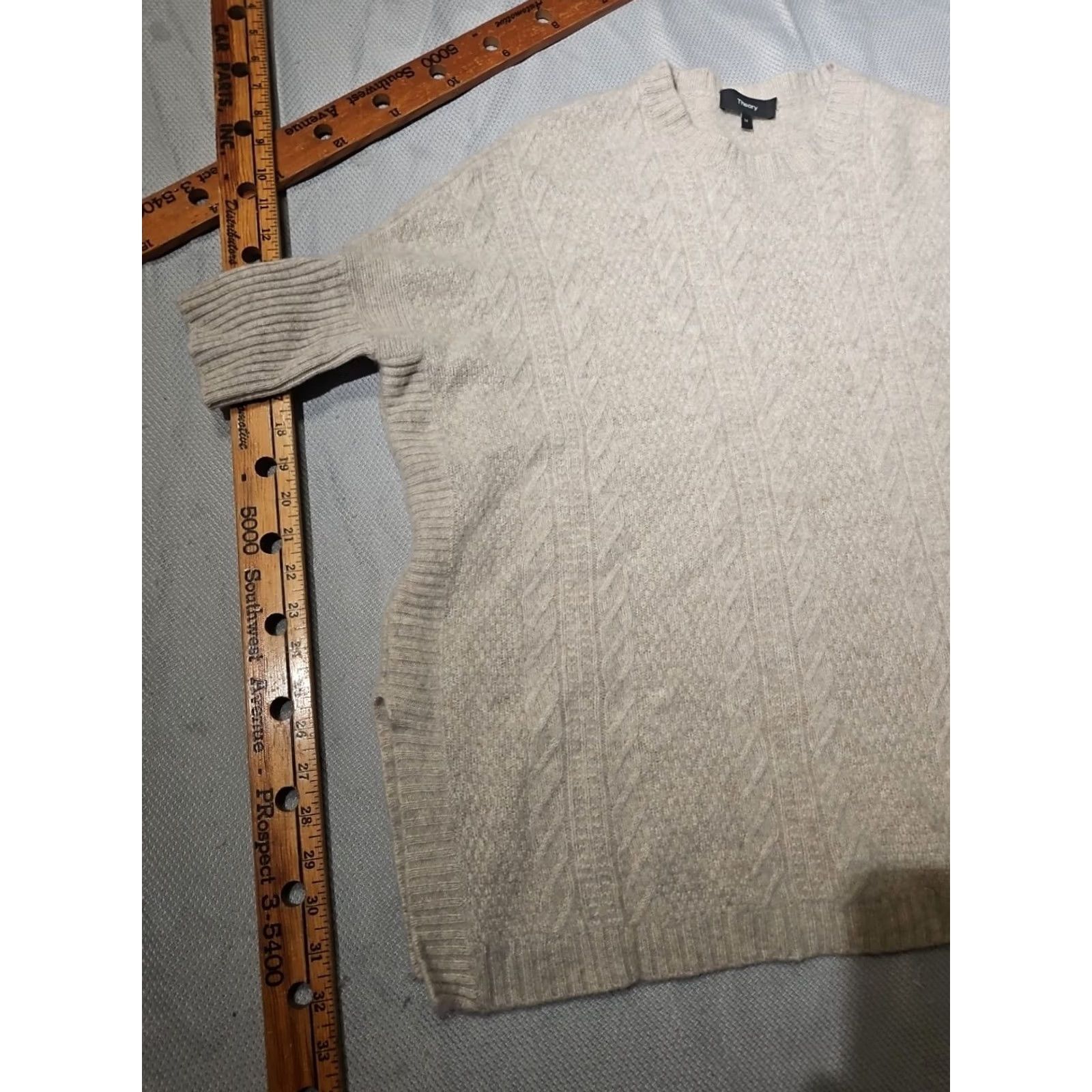 Theory Theory Sweater Womens Medium Beige Luxury Soft Cashmere Fisherman Knit Slit Hem Doube? (slight clarity) Size M / US 6-8 / IT 42-44 - 3 Thumbnail