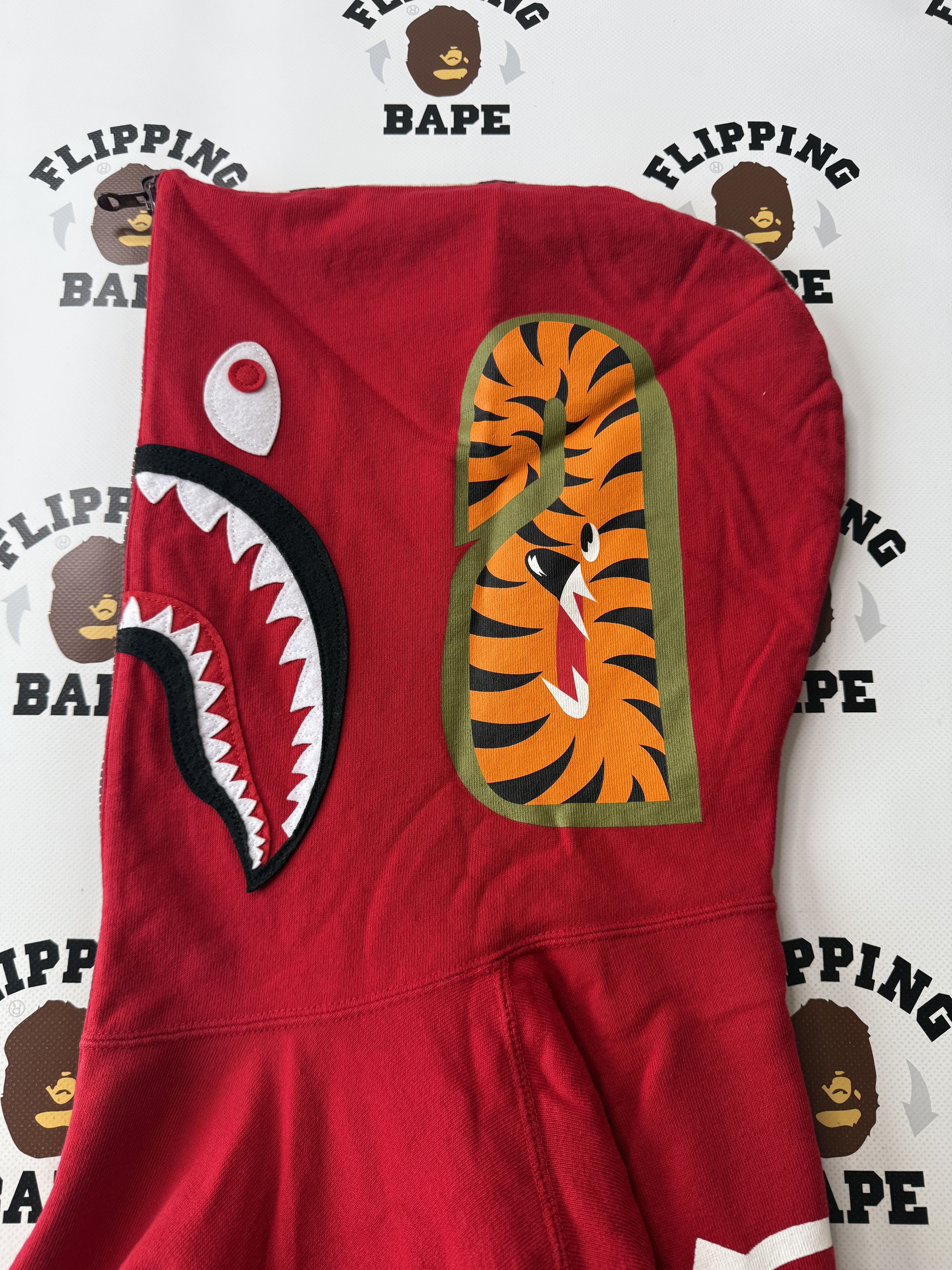 Bape × October's Very Own BAPE X OVO REVERSIBLE SHARK FULL ZIP HOODIE Size US XL / EU 56 / 4 - 4 Thumbnail