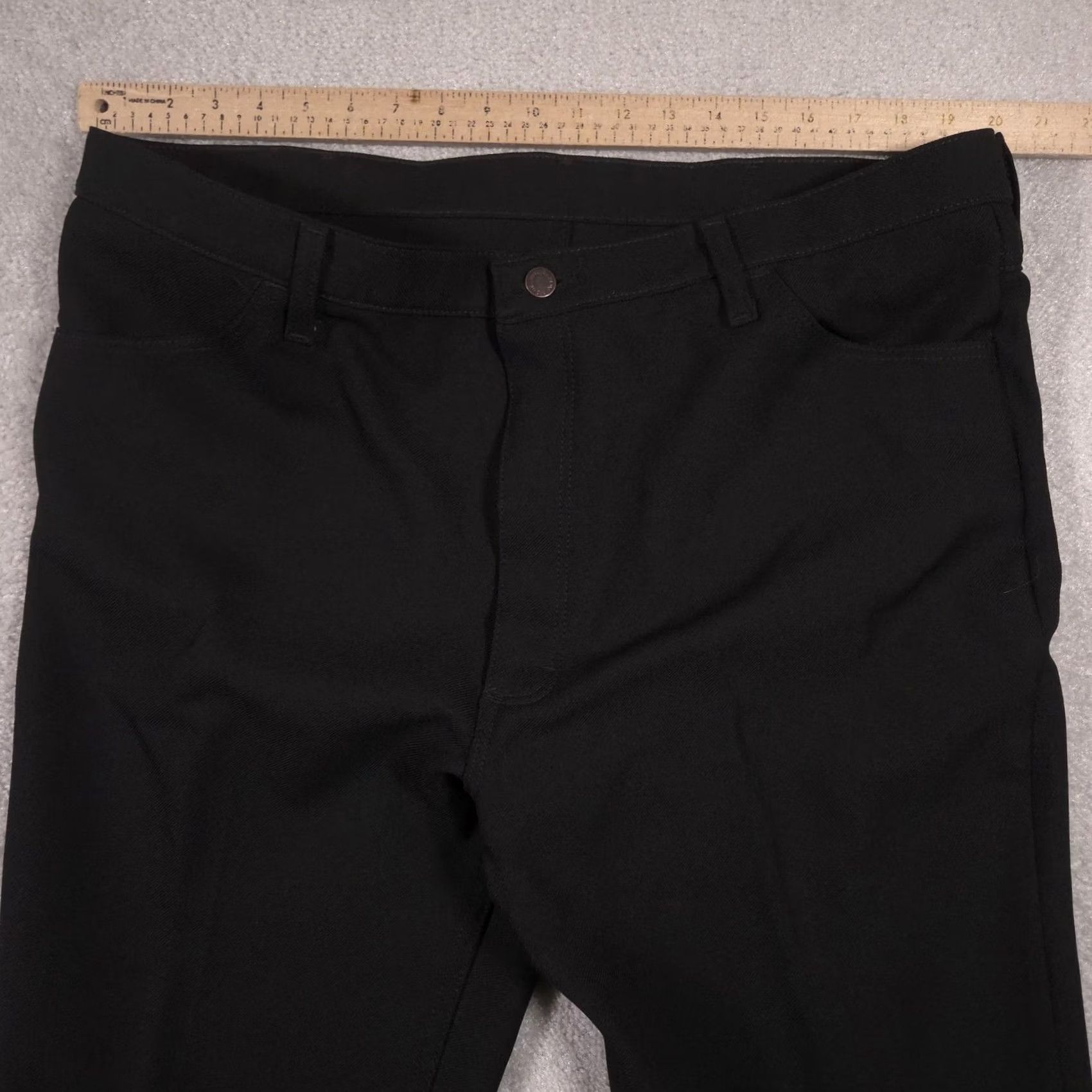 Wrangler Wrangler Jeans Mens 42x29 Black Denim Straight Leg Regular Fit 82BK Casual Pants Jeans Size US 42 / EU 58 - 6 Thumbnail