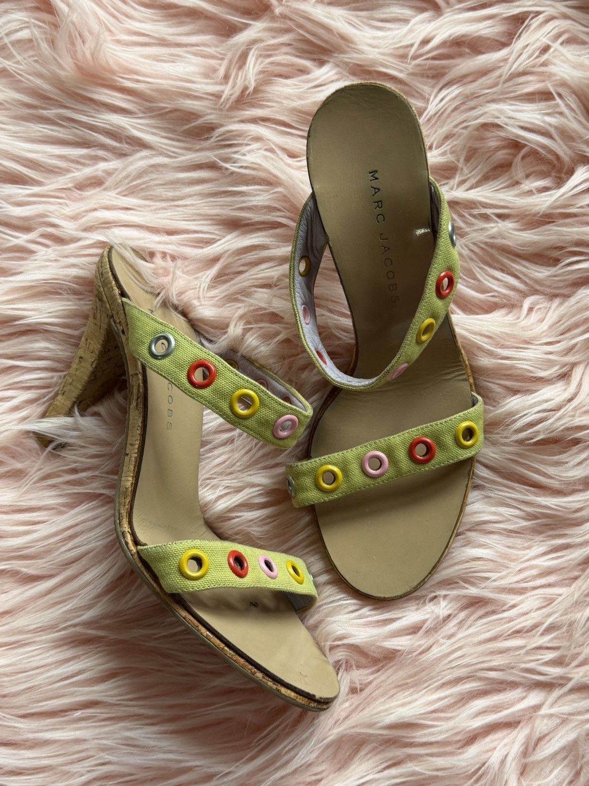 Marc Jacobs Vintage Marc Jacobs Lime Green Spring/ Summer Cork Heel Pump Size US 6.5 / IT 36.5 - 2 Thumbnail