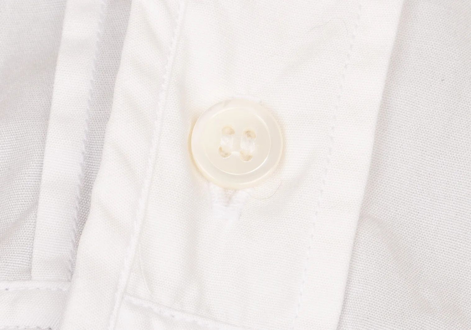 Ganryu Bicolor Short Sleeve Shirt in Black and White, Size M Size US M / EU 48-50 / 2 - 5 Thumbnail