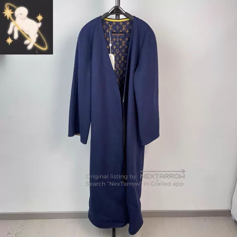 Louis Vuitton Louis Vuitton Navy blue long coat with presbyopia printed Size S / US 4 / IT 40 - 1 Thumbnail