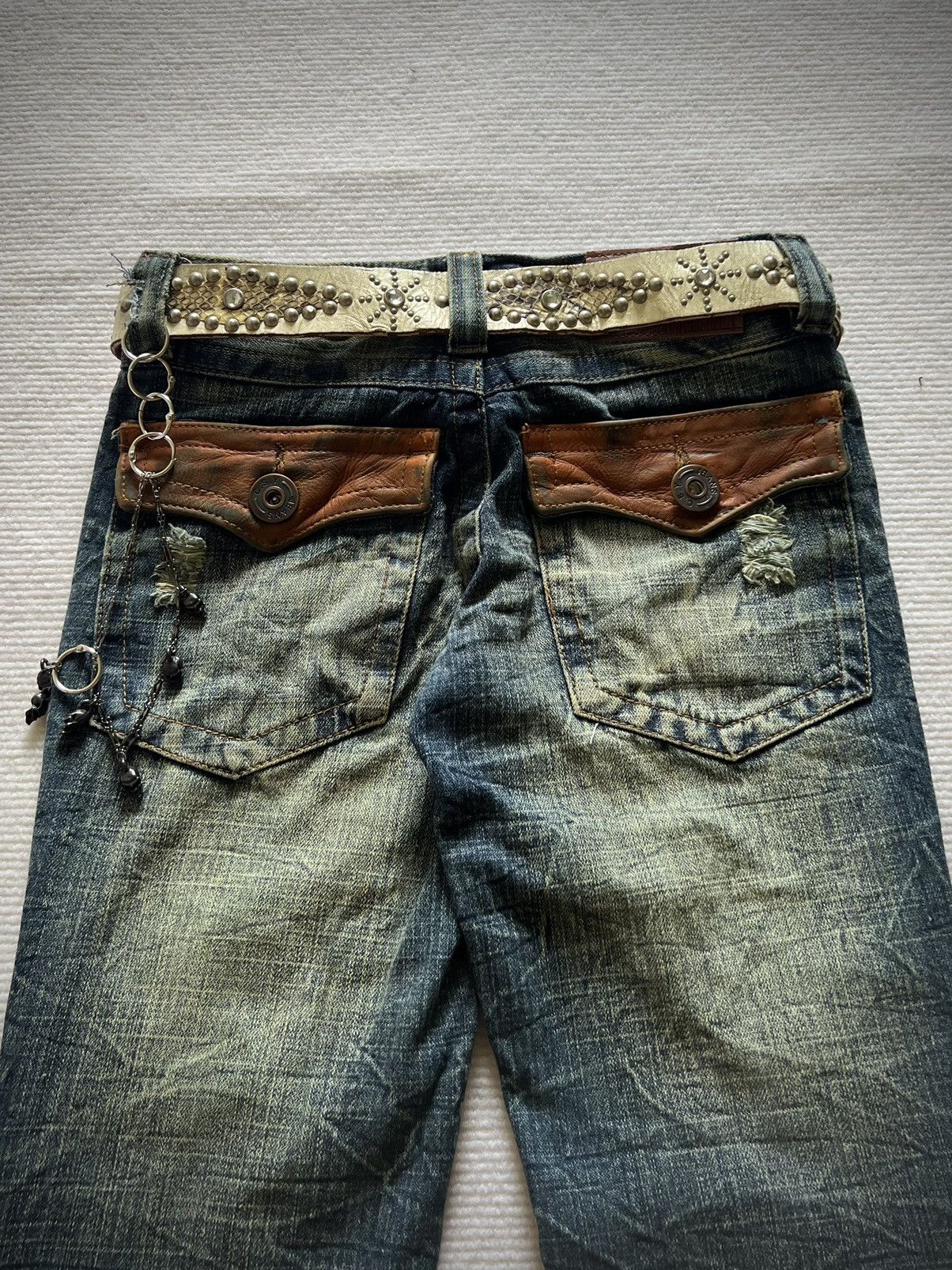 If Six Was Nine Press Low Rise Distressed Flare Jeans 2000s–Y2K(Unisex fit) Size US 29 - 8 Thumbnail