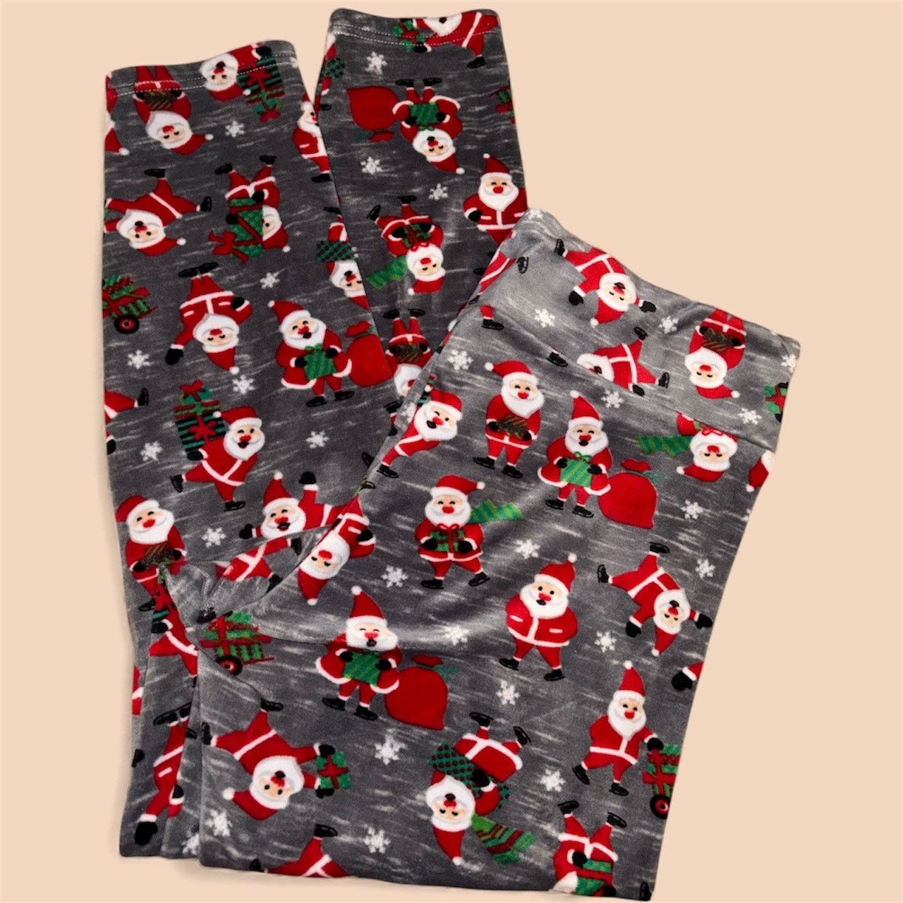 The Unbranded Brand No Boundaries Santa Jammies Leggings Size XL Size 32" / US 10 / IT 46 - 1 Thumbnail