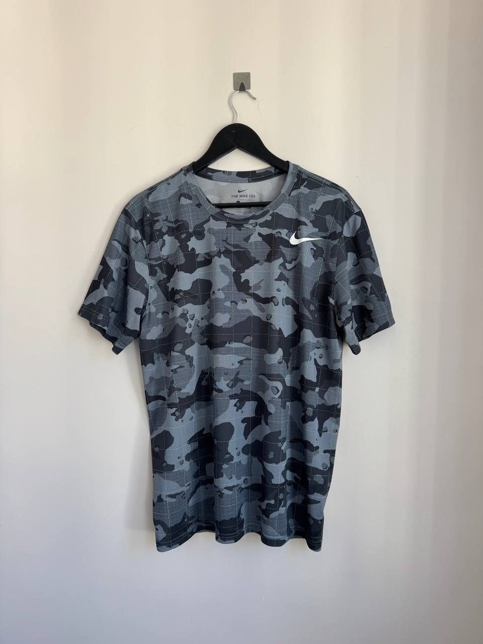 Nike Nike Dri Fit men's sports t-shirt size L Size US L / EU 52-54 / 3 - 1 Thumbnail