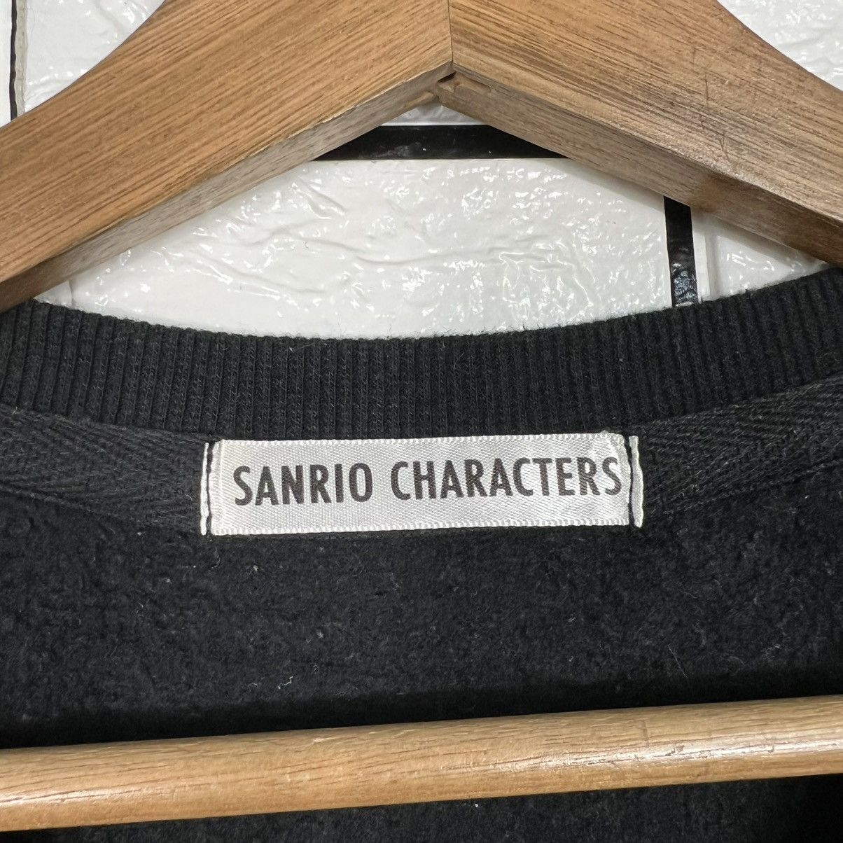 Japanese Brand KUROMI Graphic Big Logo Crewneck Sweatshirt #3951-C180 Size US L / EU 52-54 / 3 - 9 Thumbnail