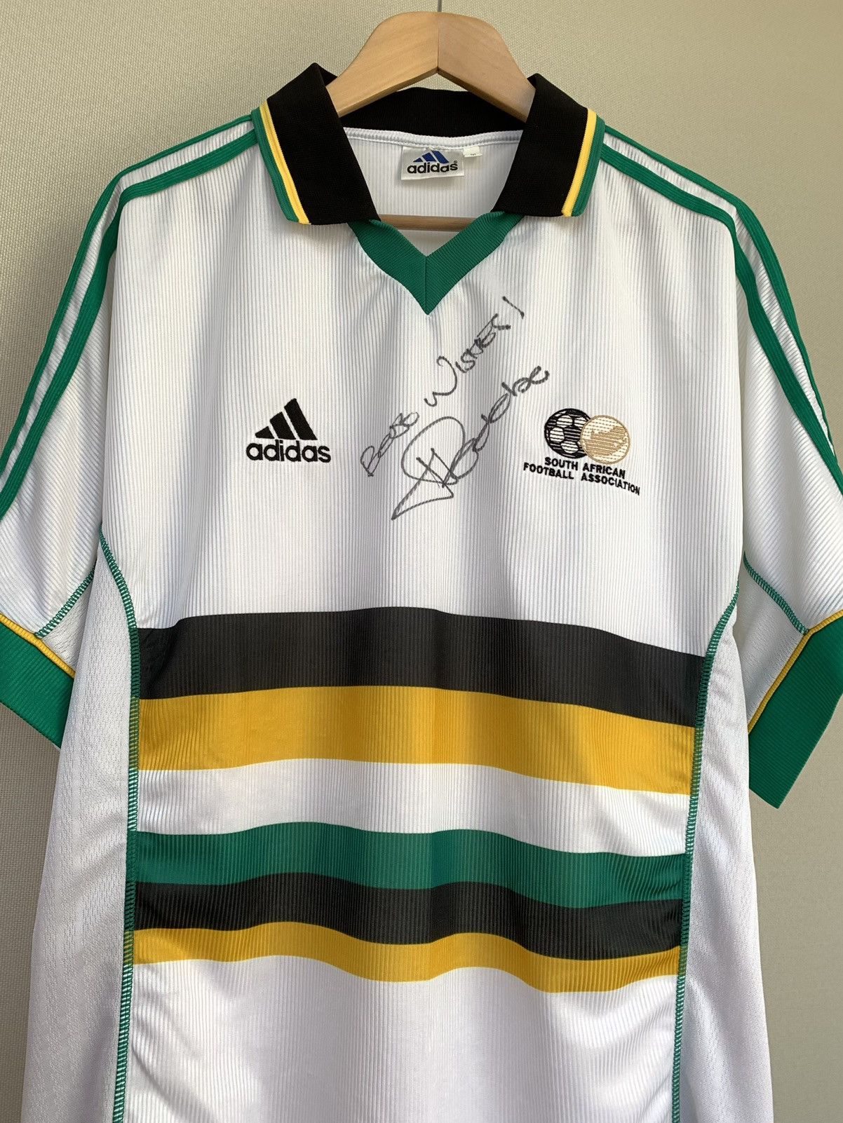 Vintage Adidas South Africa 1999 Lucas Radebe Hand Signed Rare Shirt Size US M / EU 48-50 / 2 - 3 Thumbnail