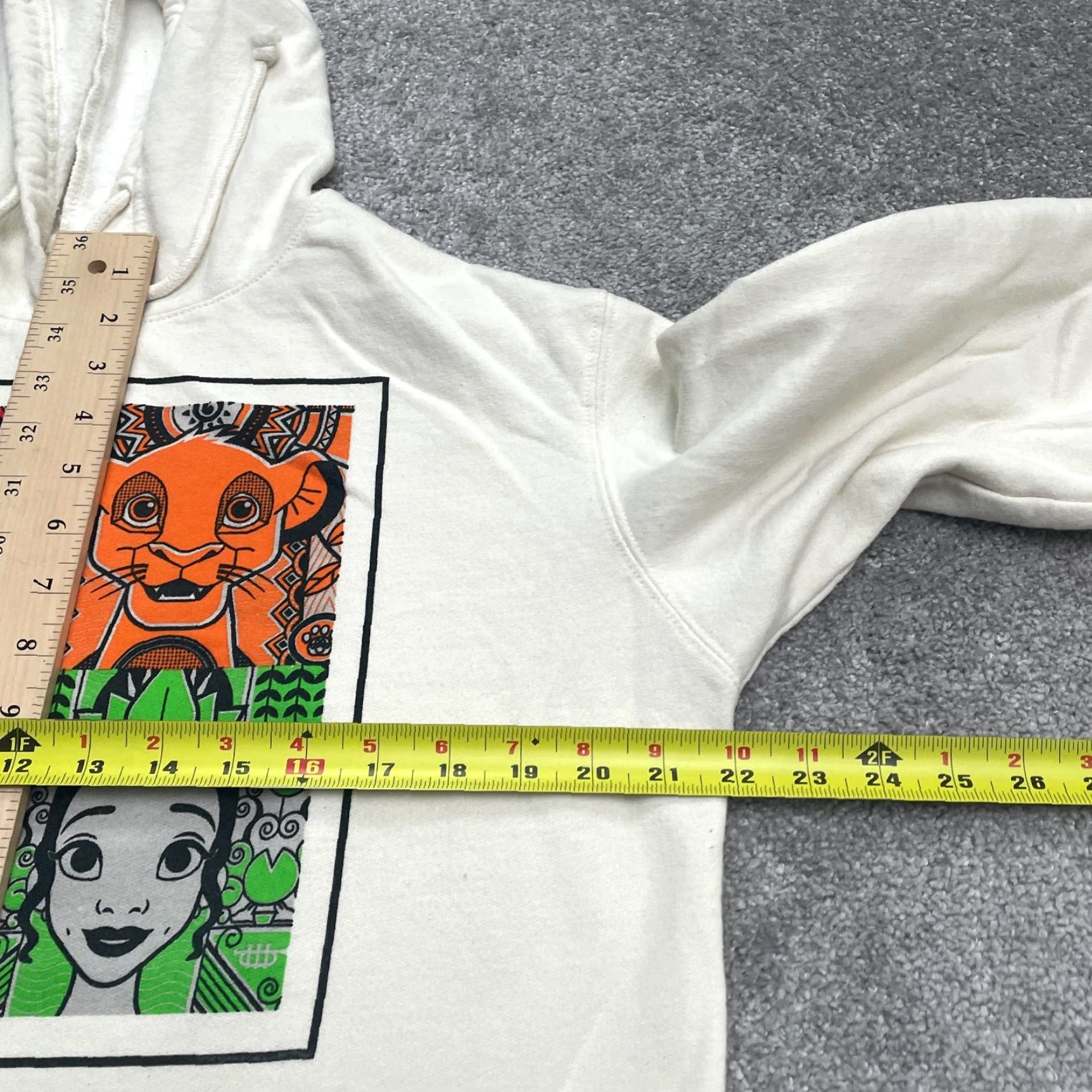 Disney Disney Graphic Hoodie Sweatshirt Womens XL Ivory Snow White Simba Mickey Tiana Size XL / US 12-14 / IT 48-50 - 7 Thumbnail