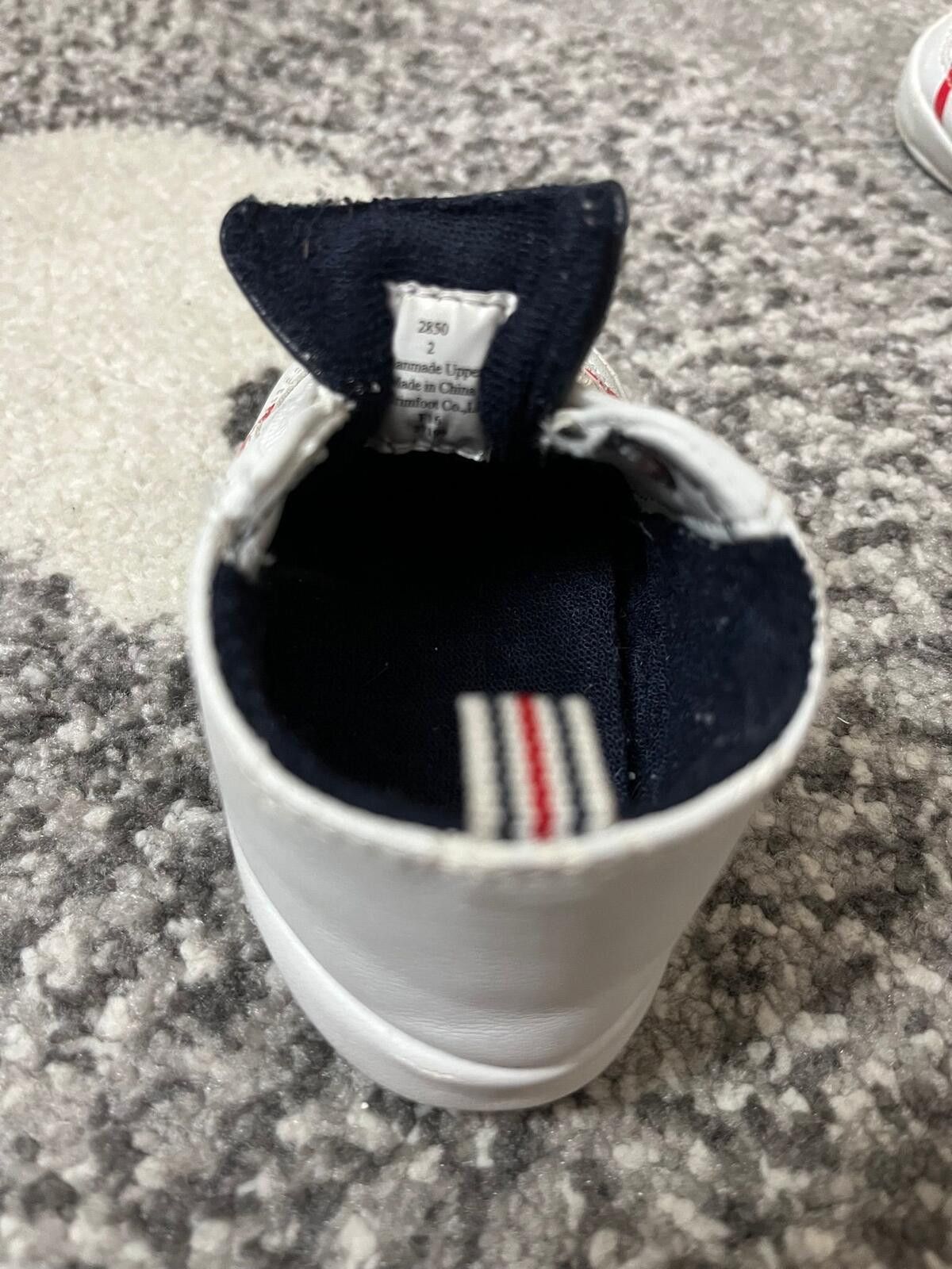 The Unbranded Brand Baby Size 2 White Sneakers 3–6 Months Soft Sole Infant Shoes Size ONE SIZE - 3 Thumbnail