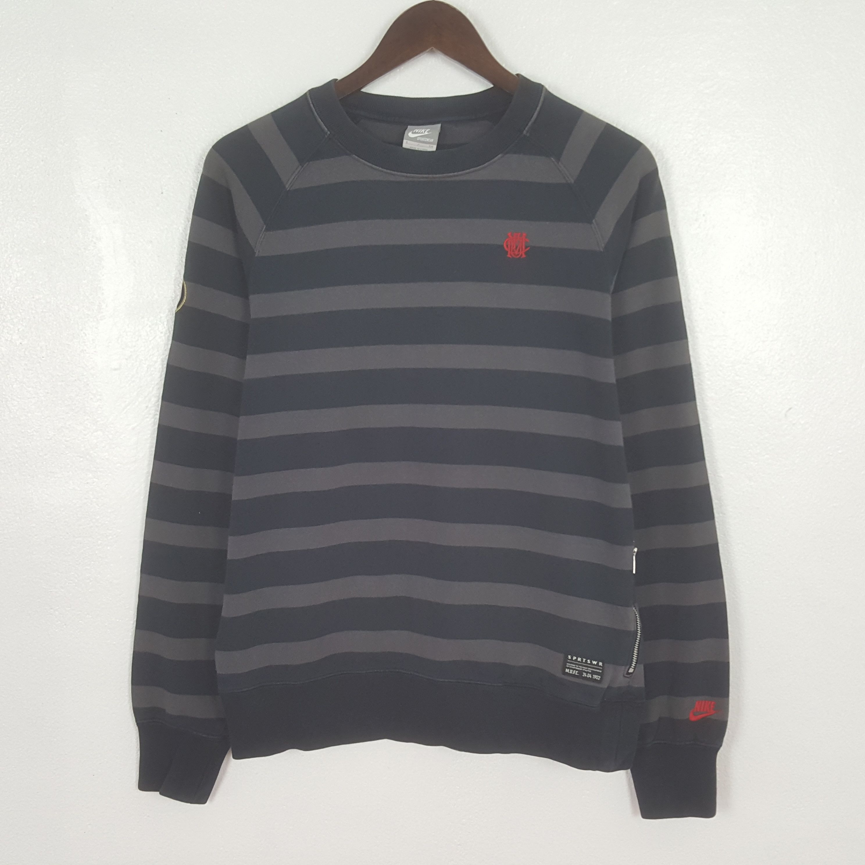 Nike Vintage Nike Striped Sweatshirt Size US M / EU 48-50 / 2 - 1 Thumbnail