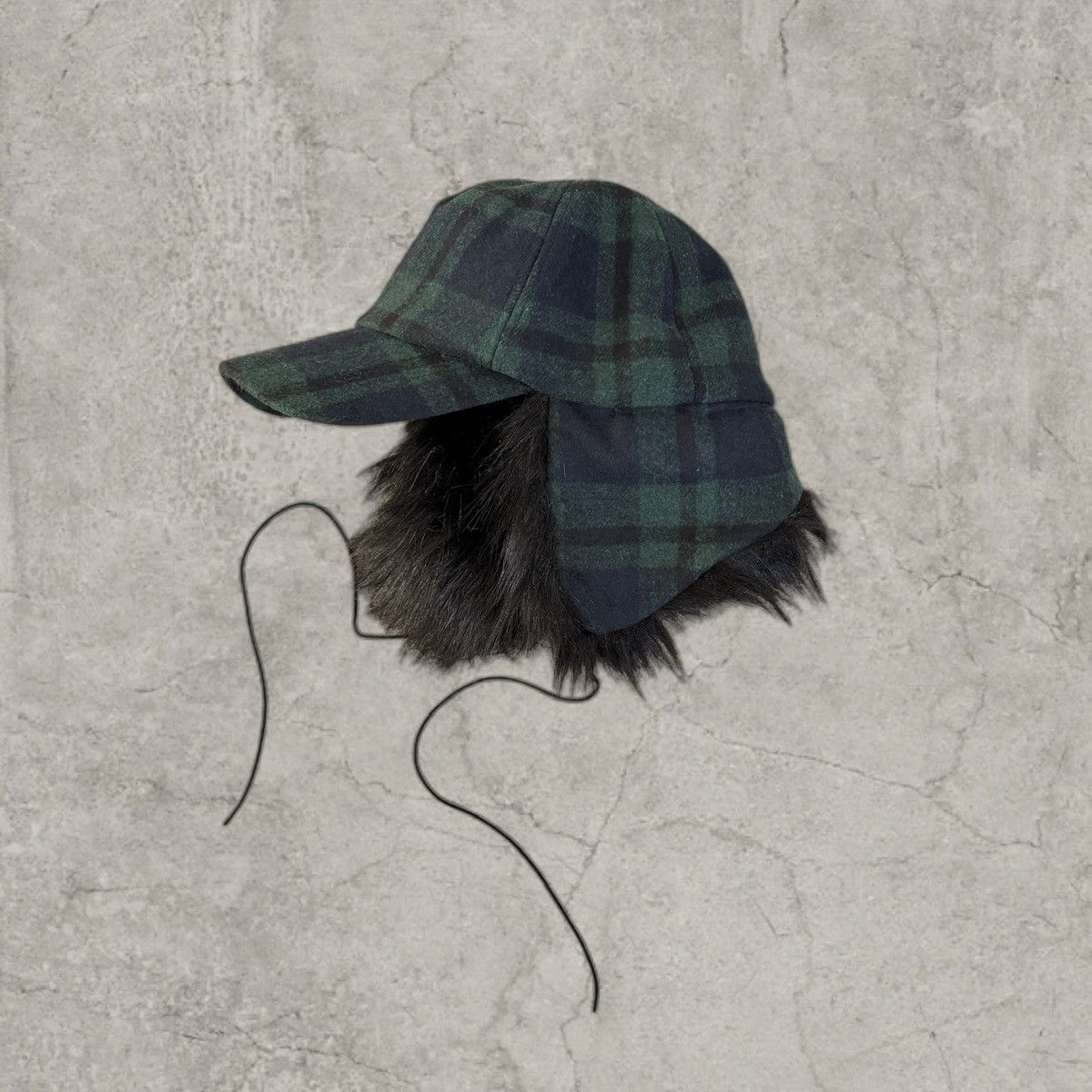 Japanese Brand Trapper Russian ear flap cap in plaid green/black One size. Size ONE SIZE - 1 Thumbnail