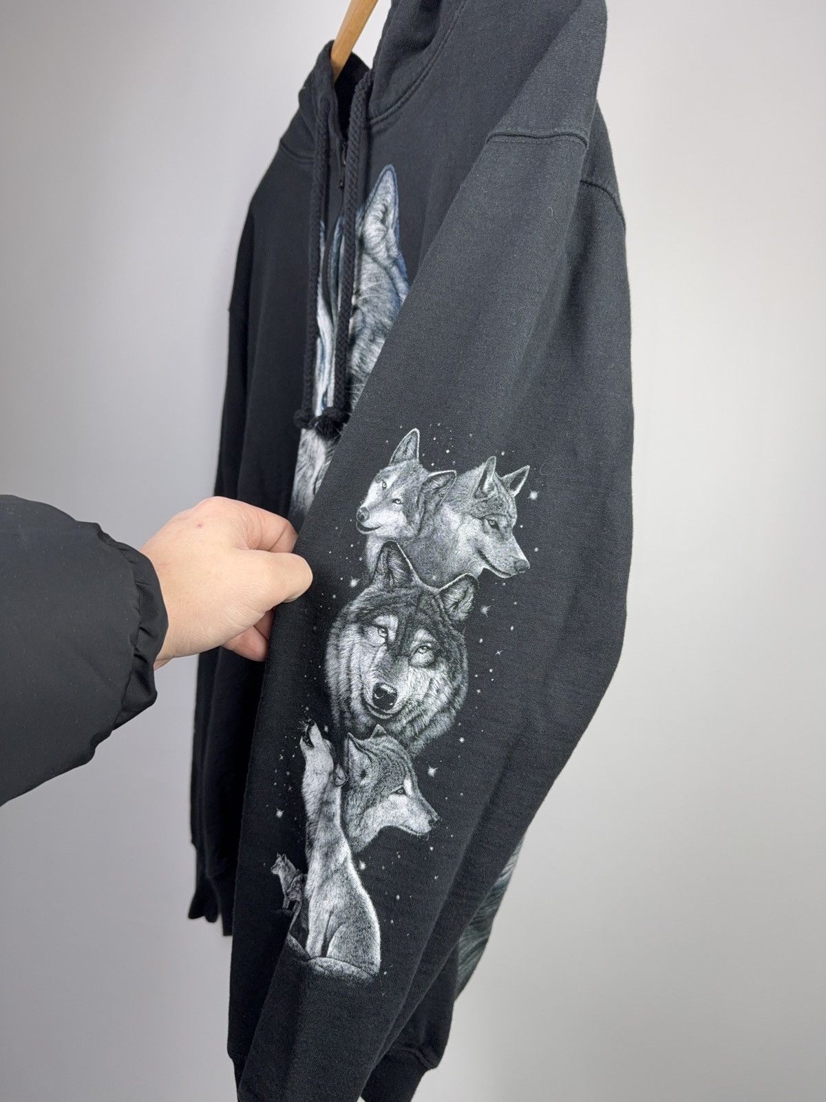 Vintage 00s Rock Eagle Wolf Print Zip Hoodie With Graphic Sleeves Size US L / EU 52-54 / 3 - 6 Thumbnail