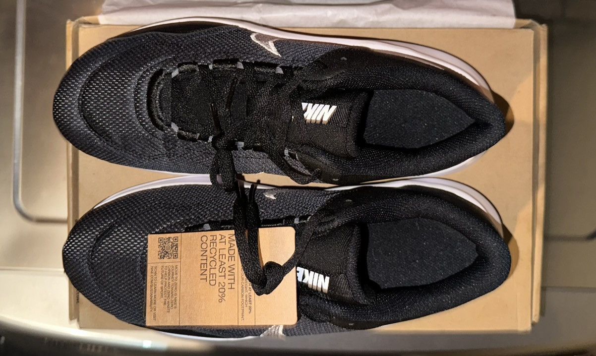 Nike Nike Legend Essential 3 Training Shoes Size US 11 / EU 44 - 10 Thumbnail