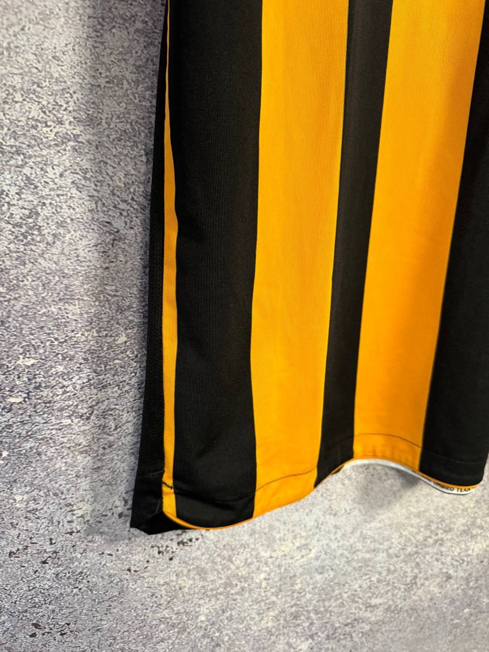 Umbro × Vintage Vintage Hull City AFC 2008/09 Umbro Soccer Jersey Size US XL / EU 56 / 4 - 10 Thumbnail