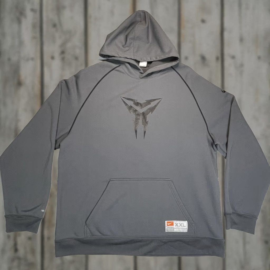 Nike VINTAGE Nike Hoodie Men 2XL Gray Kobe Bryant Mamba Therma Fit Pullover Hooded Pockets Long Sleeve Logo Size US XXL / EU 58 / 5 - 1 Thumbnail