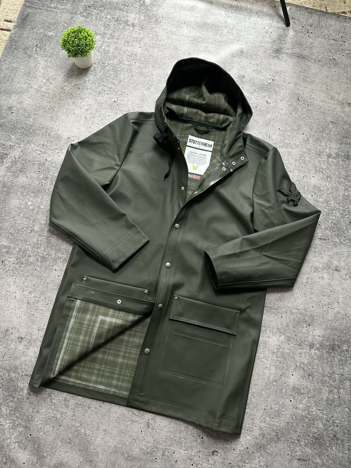 Stutterheim Lyle & Scott x Stutterheim Stockholm Rain Waterproof Jacket Size US XL / EU 56 / 4 - 4 Thumbnail