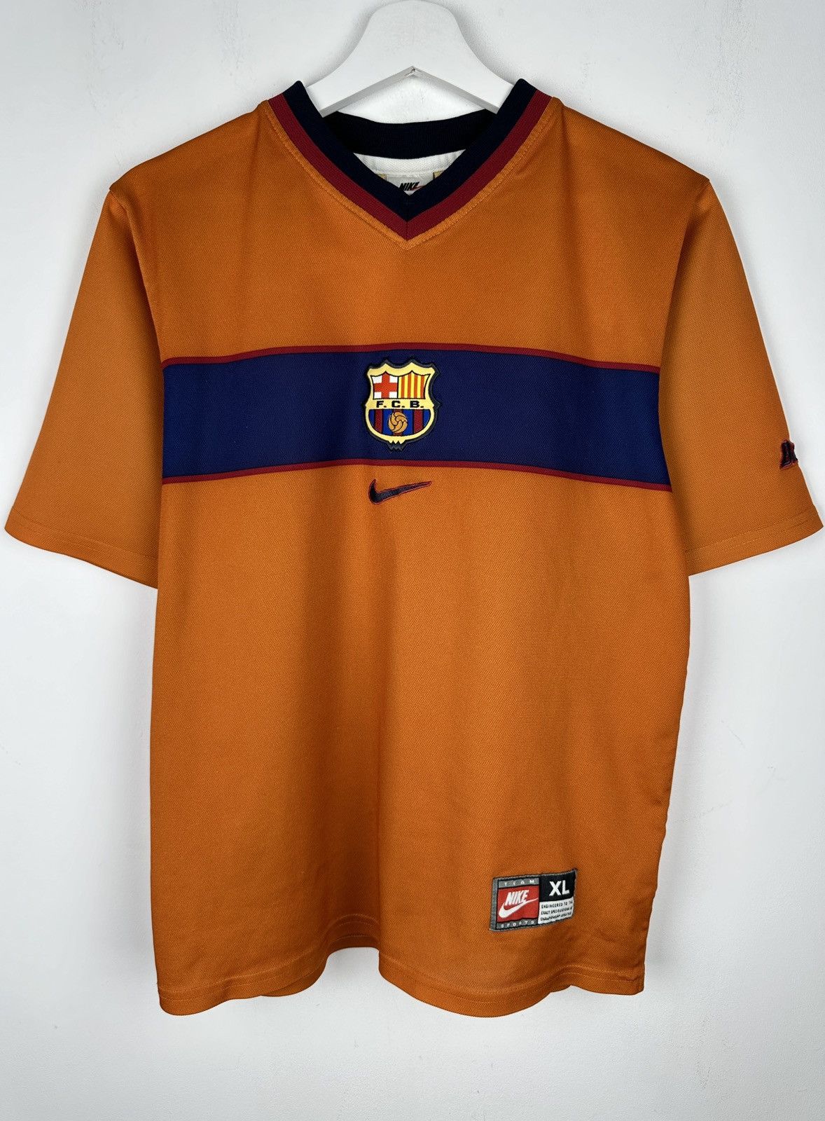 Nike Barcelona 1998 Away Soccer Jersey Football Shirt Size US S / EU 44-46 / 1 - 1 Thumbnail