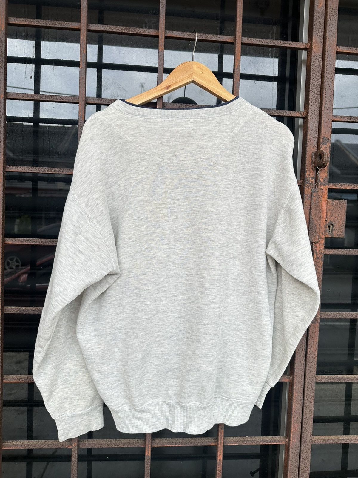 Vintage 👹Santa Barbara Embroidery Crewneck Size US M / EU 48-50 / 2 - 8 Thumbnail