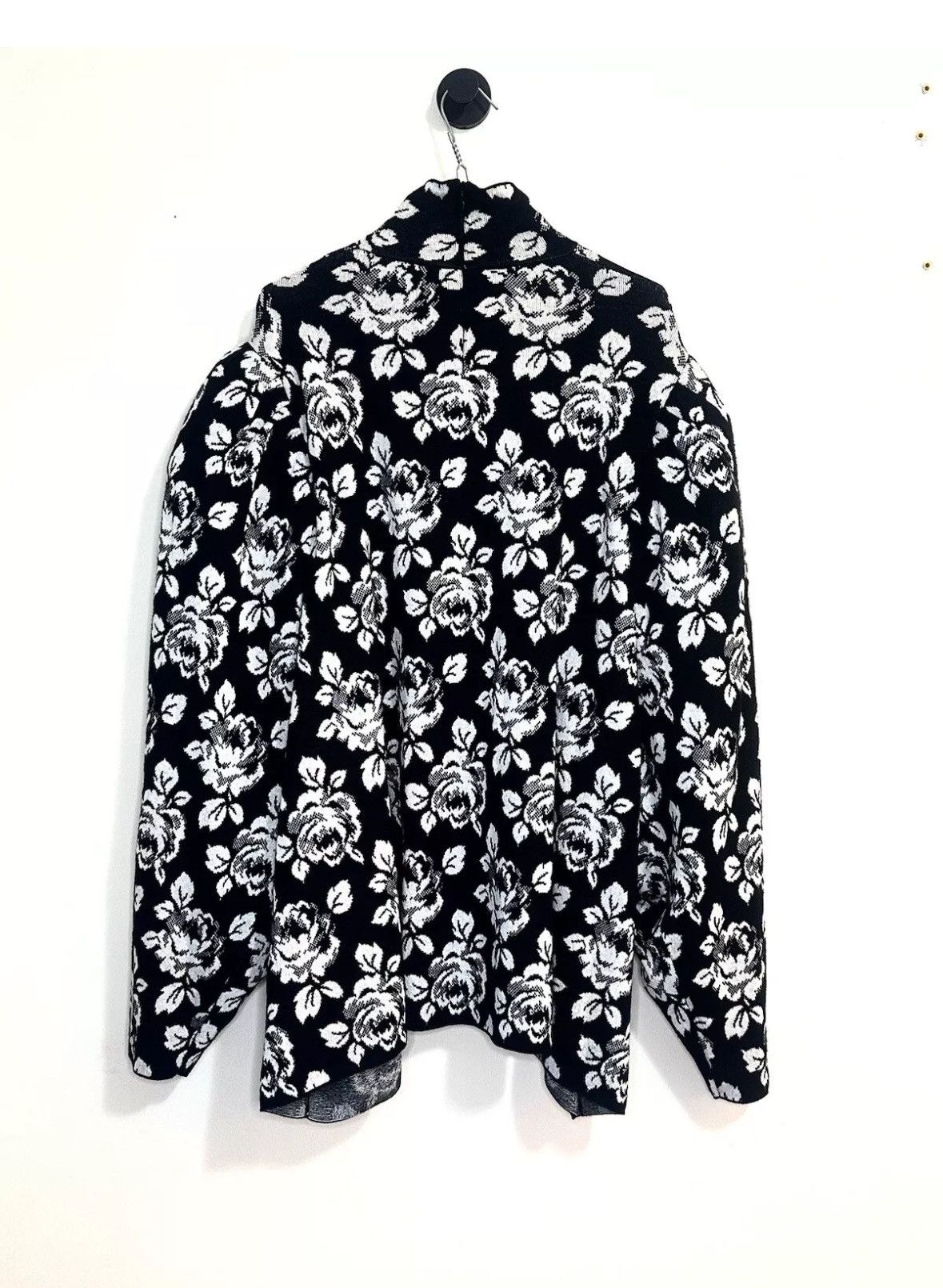 Balenciaga Balenciaga Floral Sweater Large Size L / US 10 / IT 46 - 3 Thumbnail