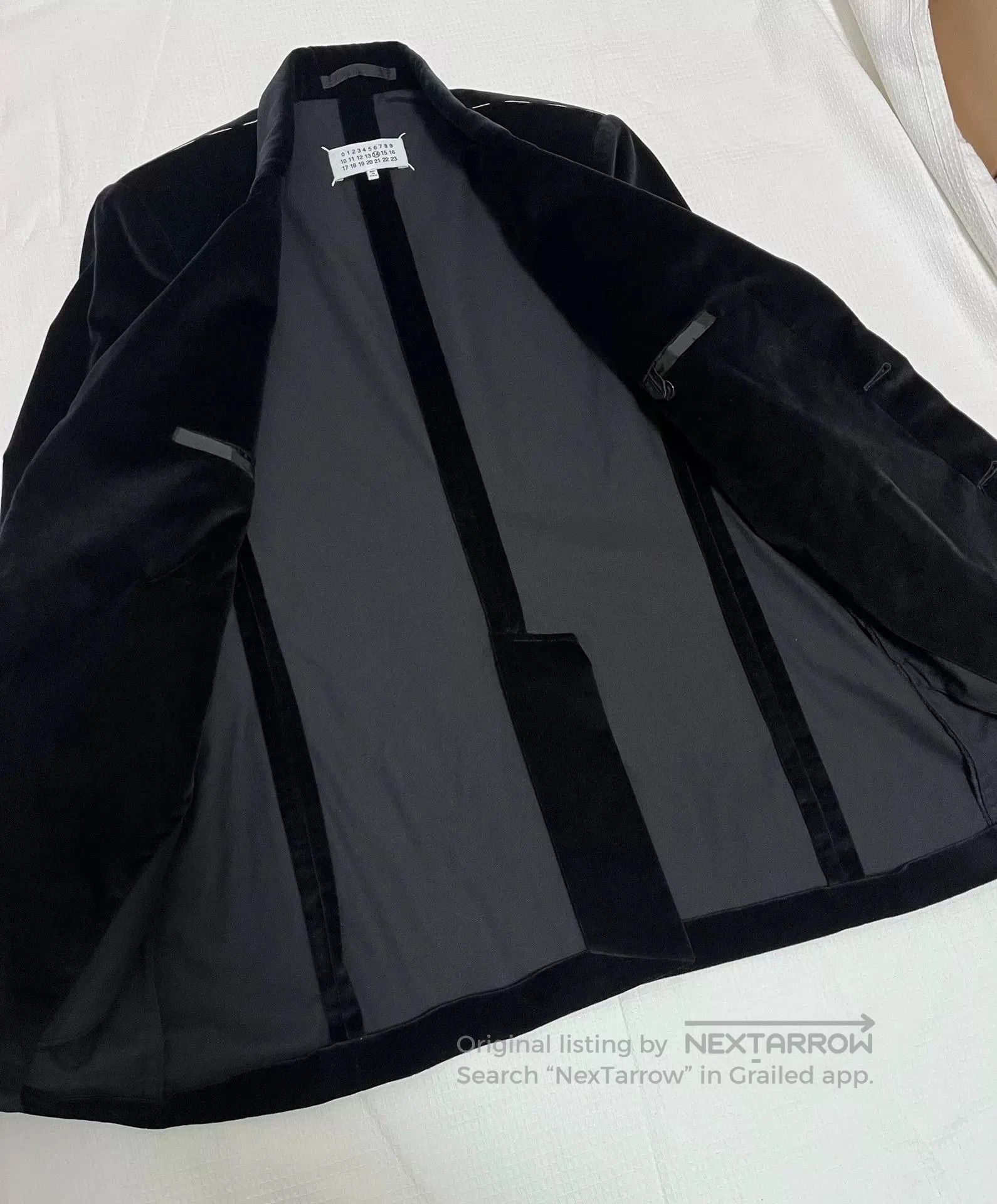Maison Margiela Maison Margiela Velvet Blazer Size 46. Size US S / EU 44-46 / 1 - 5 Thumbnail