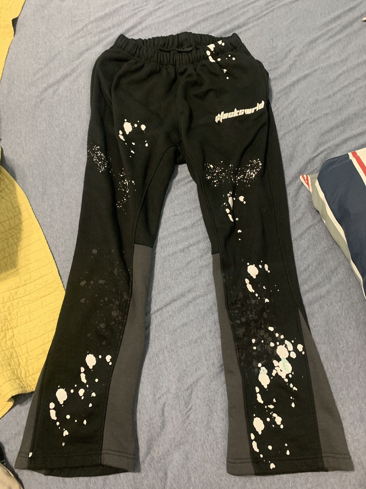 Streetwear Stackswrld flare paint sweats | Grailed
