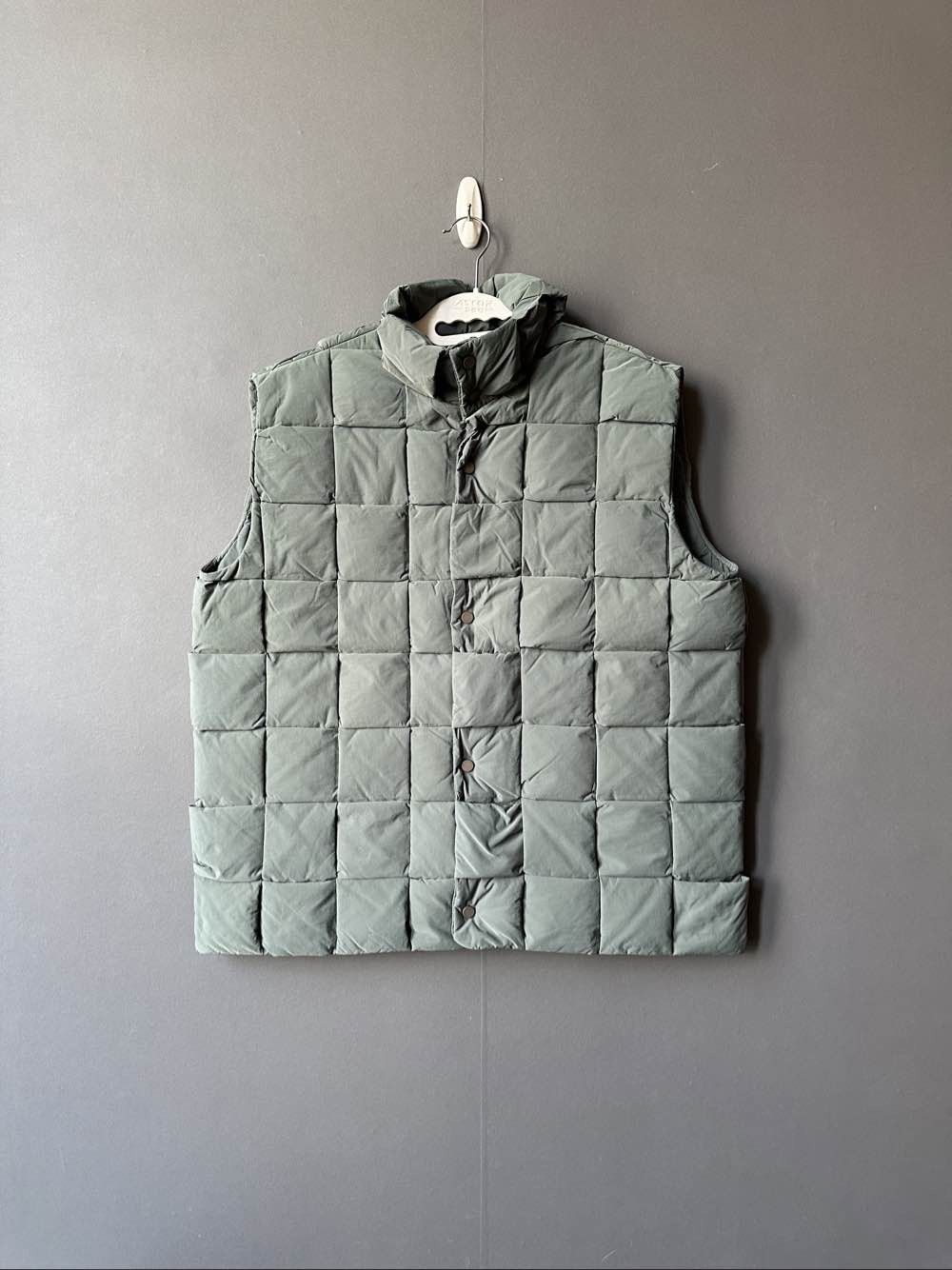 Bottega Veneta Bottega Veneta Padded Vest Size XS Size US XS / EU 42 / 0 - 1 Thumbnail