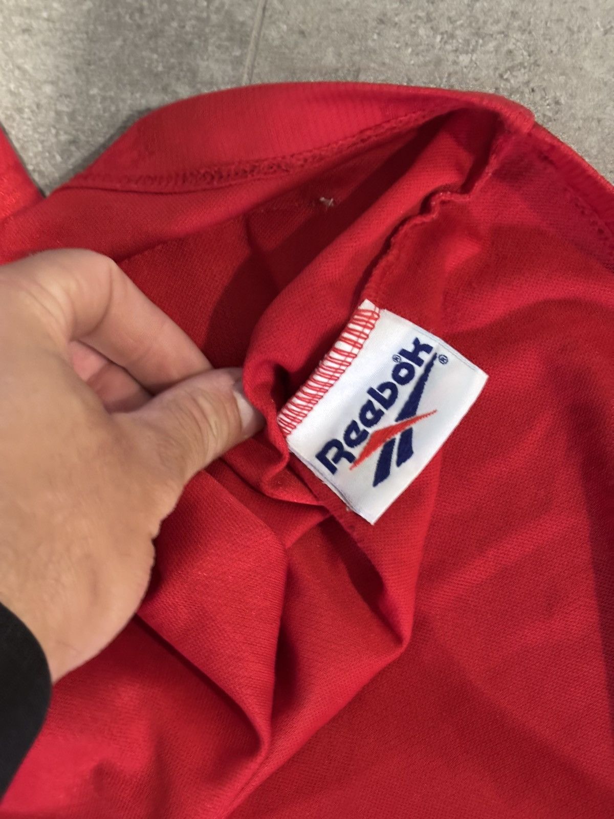 Reebok Liverpool 1996-1997-1998 Home Shirt - XL Size US XL / EU 56 / 4 - 6 Thumbnail