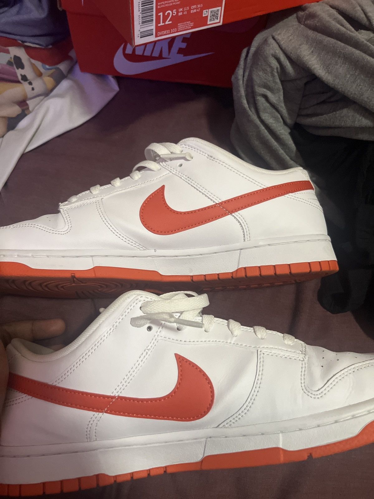 Nike Nike dunk low white/Red Picante Size US 12.5 / EU 45-46 - 2 Thumbnail