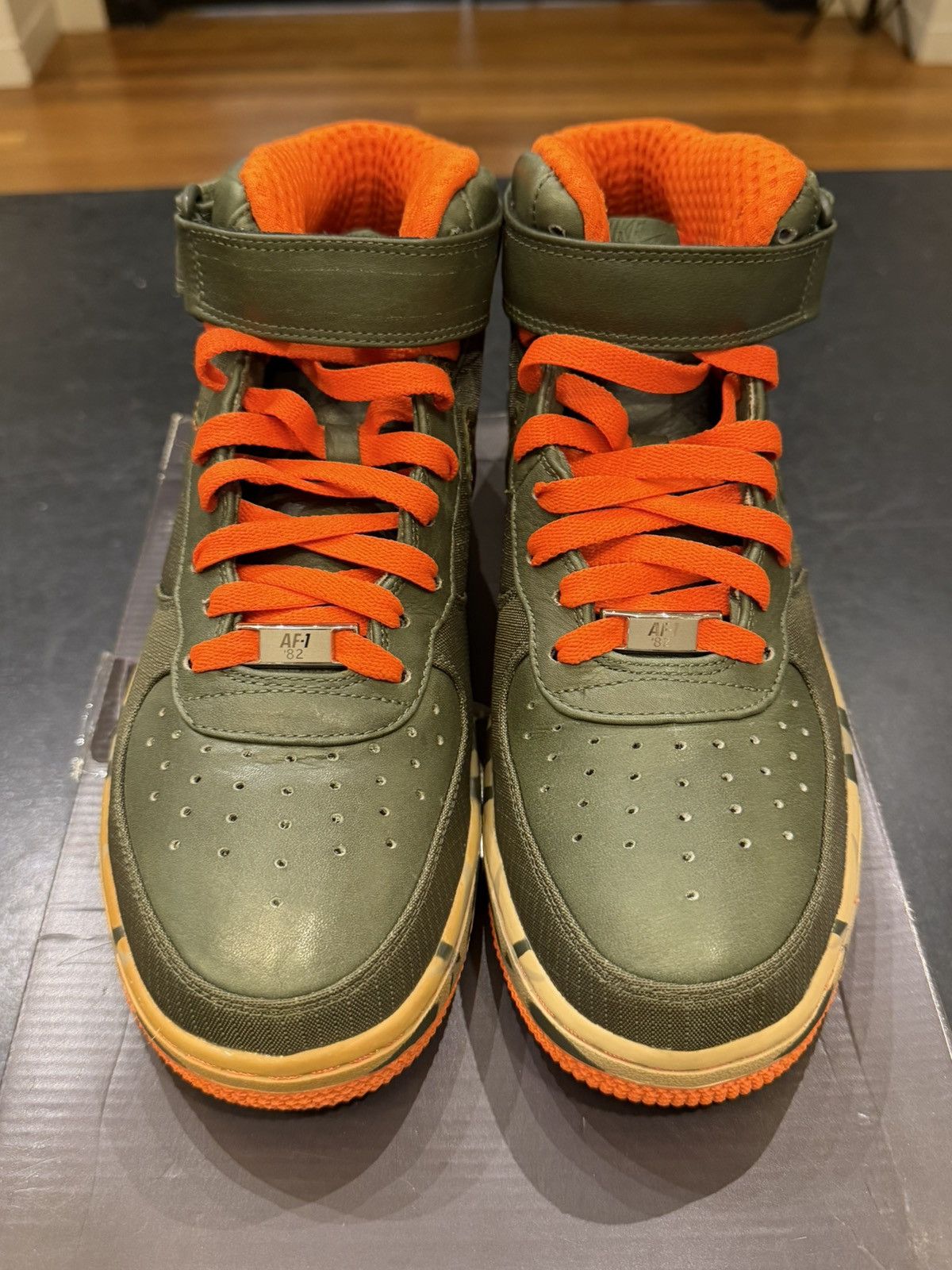 Nike Nike Air Force 1 Mid Size US 8 / EU 41 - 4 Thumbnail