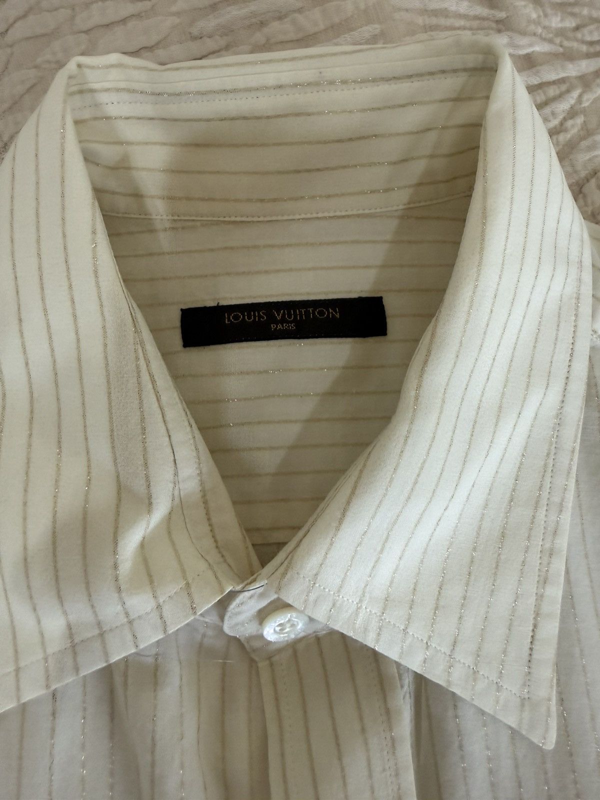Louis Vuitton Louis Vuitton Dress Shirt Beige color With Gold Stripe Size US M / EU 48-50 / 2 - 4 Thumbnail