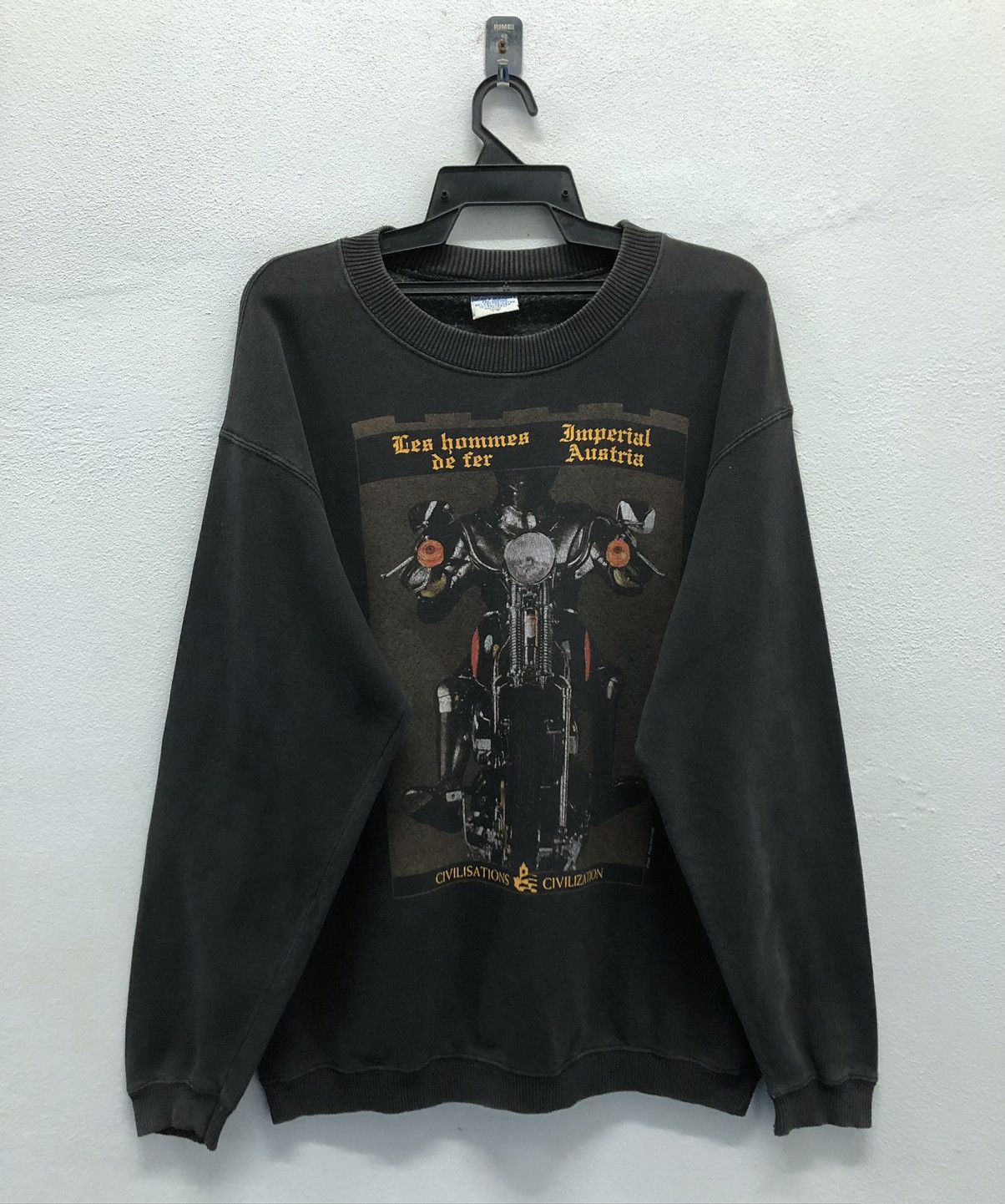 Gildan Photo peter melbinger Les Hummes De Fer Imperial Sweatshirt Size US L / EU 52-54 / 3 - 1 Thumbnail