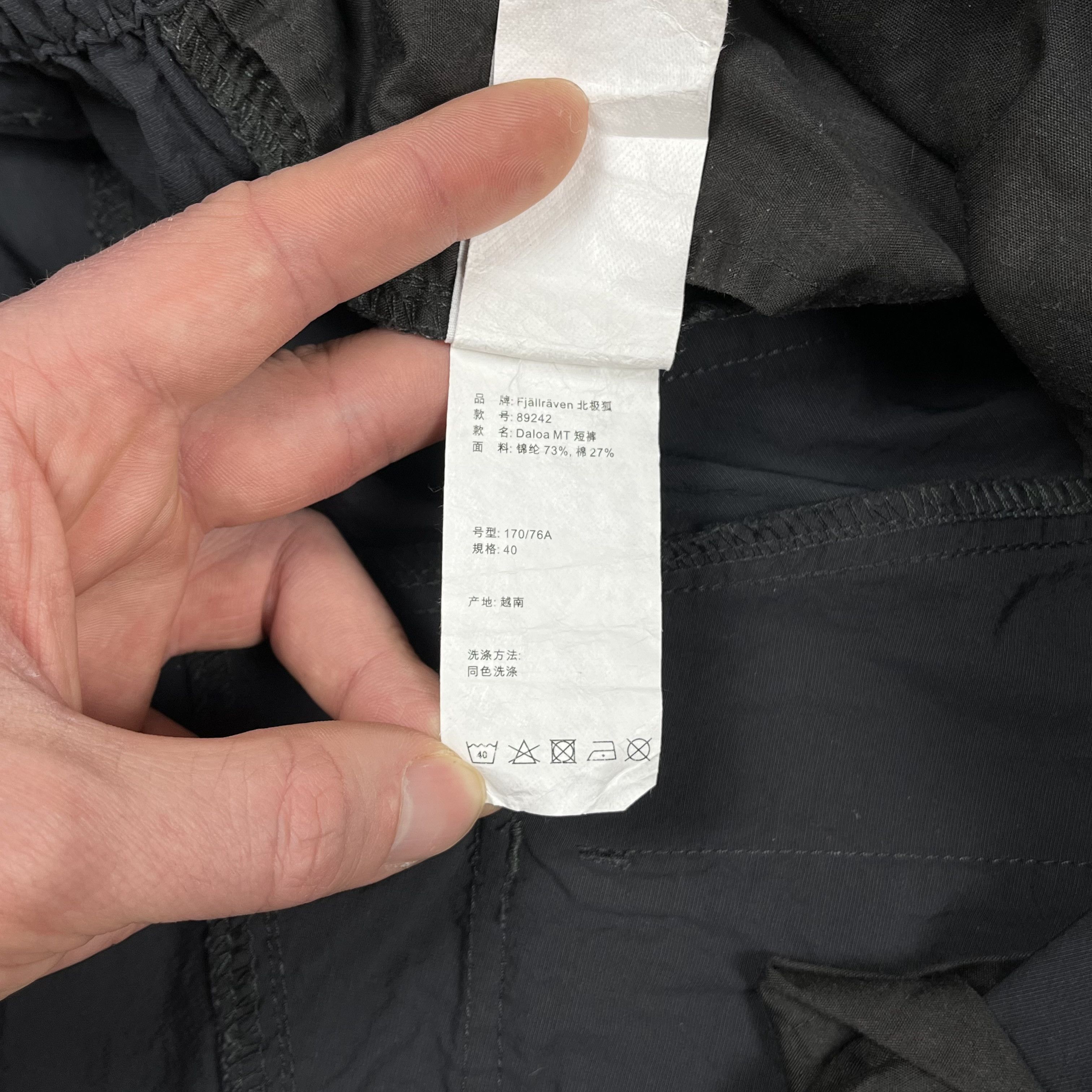 Fjallraven Fjallraven Daloa MT Techwear Cargo Shorts Size 30" / US 8 / IT 44 - 12 Thumbnail