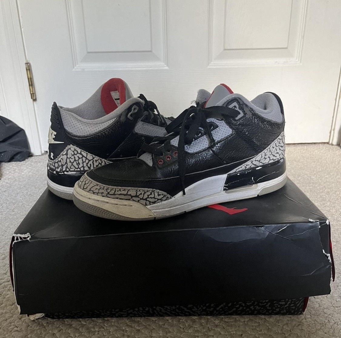 Jordan Brand Jordan 3 Black Cement Size US 8 / EU 41 - 4 Thumbnail