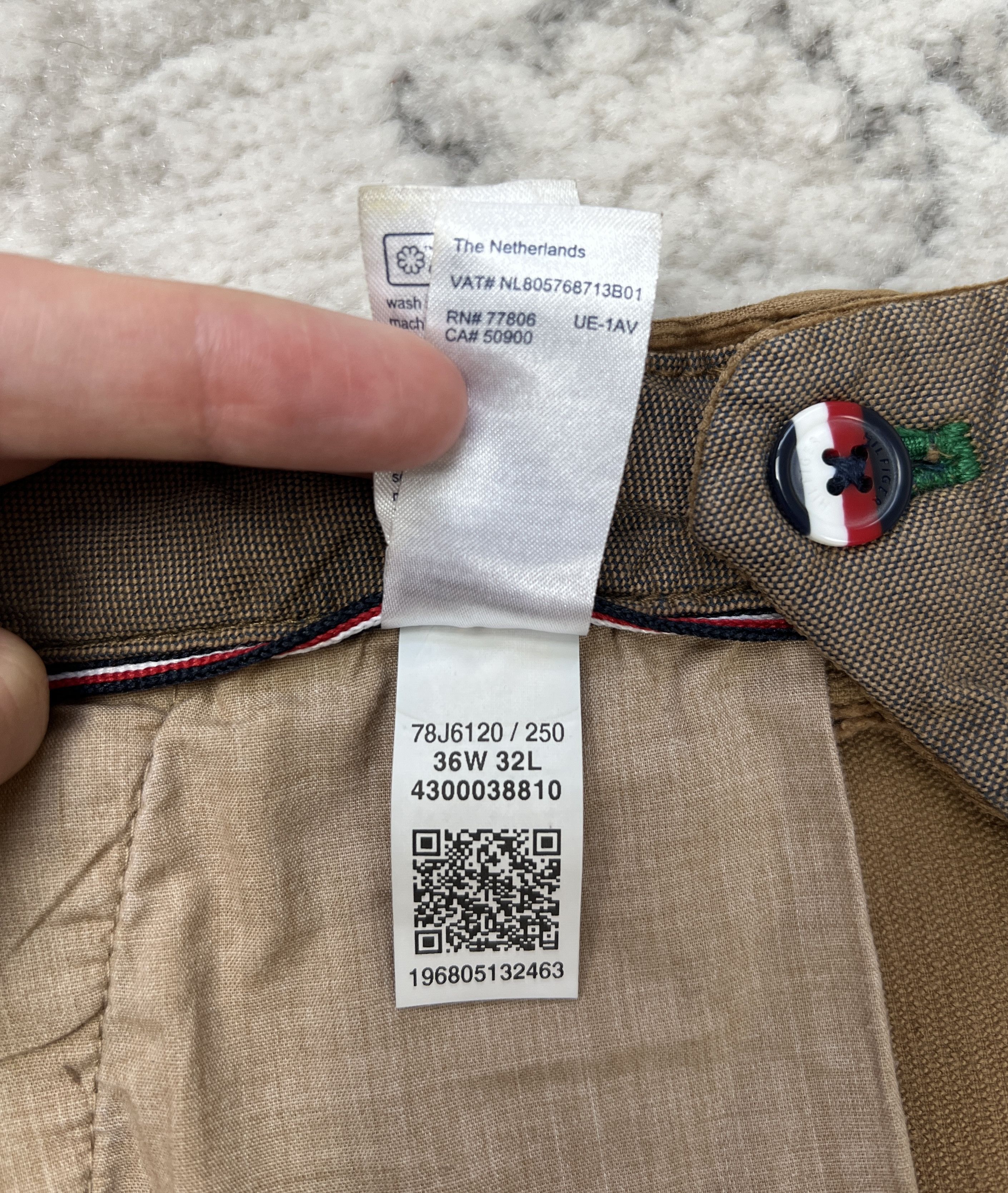 Tommy Hilfiger Tommy Hilfiger Corduroy Pants 36W - Camel Brown Size US 36 / EU 52 - 14 Thumbnail