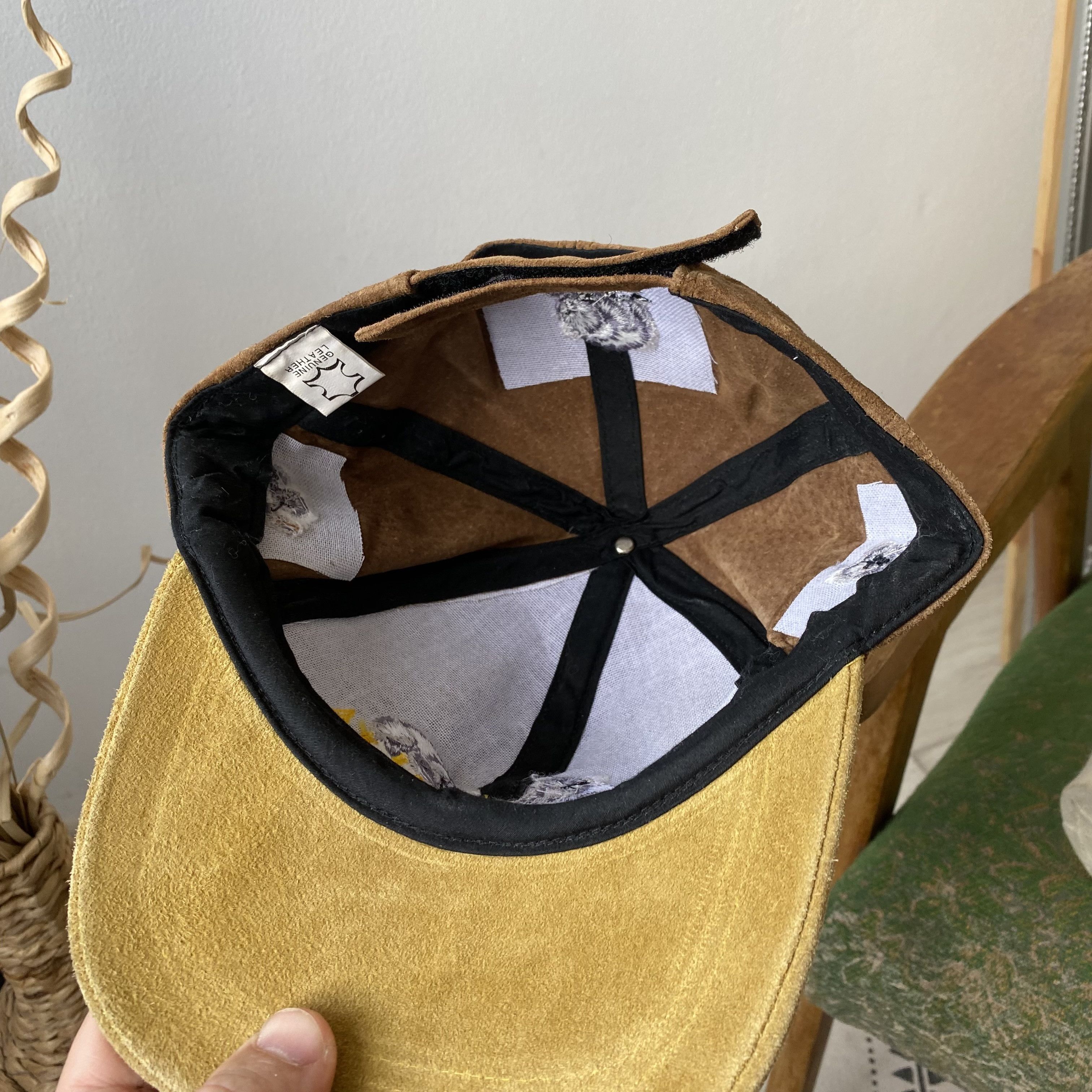 Cowboy Equipment 🐨 Vintage Real leather Australia logo Cap Suede Dad hat Size ONE SIZE - 9 Thumbnail