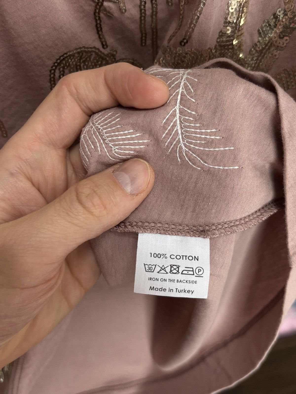 Dries Van Noten Dries Van Noten Sequin Palm Tree Salmon T-Shirt Size US S / EU 44-46 / 1 - 8 Thumbnail