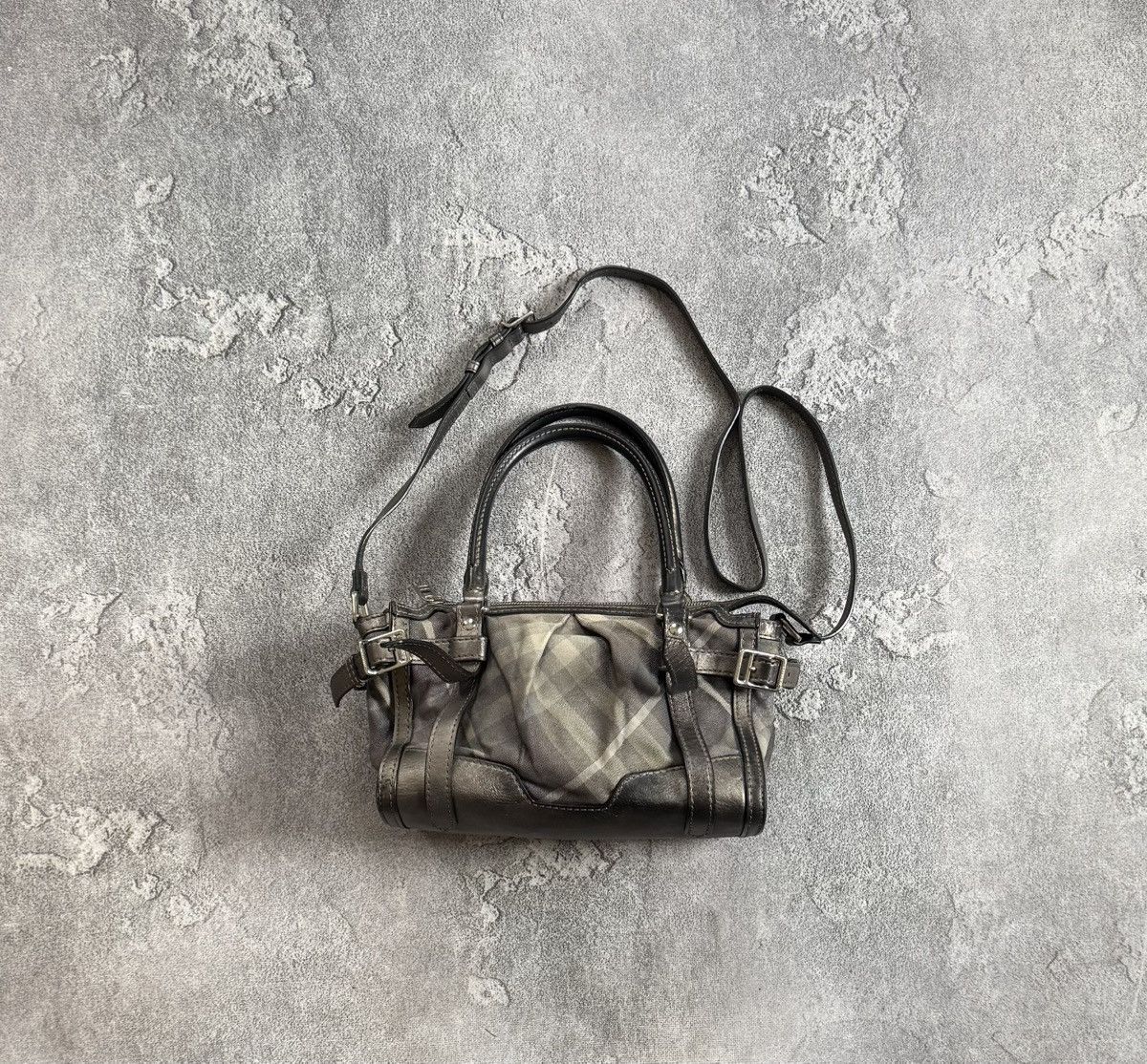 Burberry Burberry Estabished nova check shoulder crossbody bag 💼 Size ONE SIZE - 1 Thumbnail