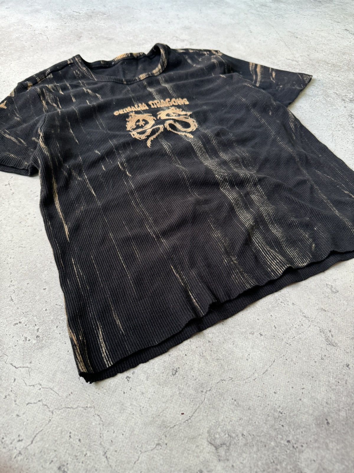 Diesel × Japanese Brand Vintage Japanese Cropped Faded Dragon Diesel Style Tee Size US M / EU 48-50 / 2 - 3 Thumbnail
