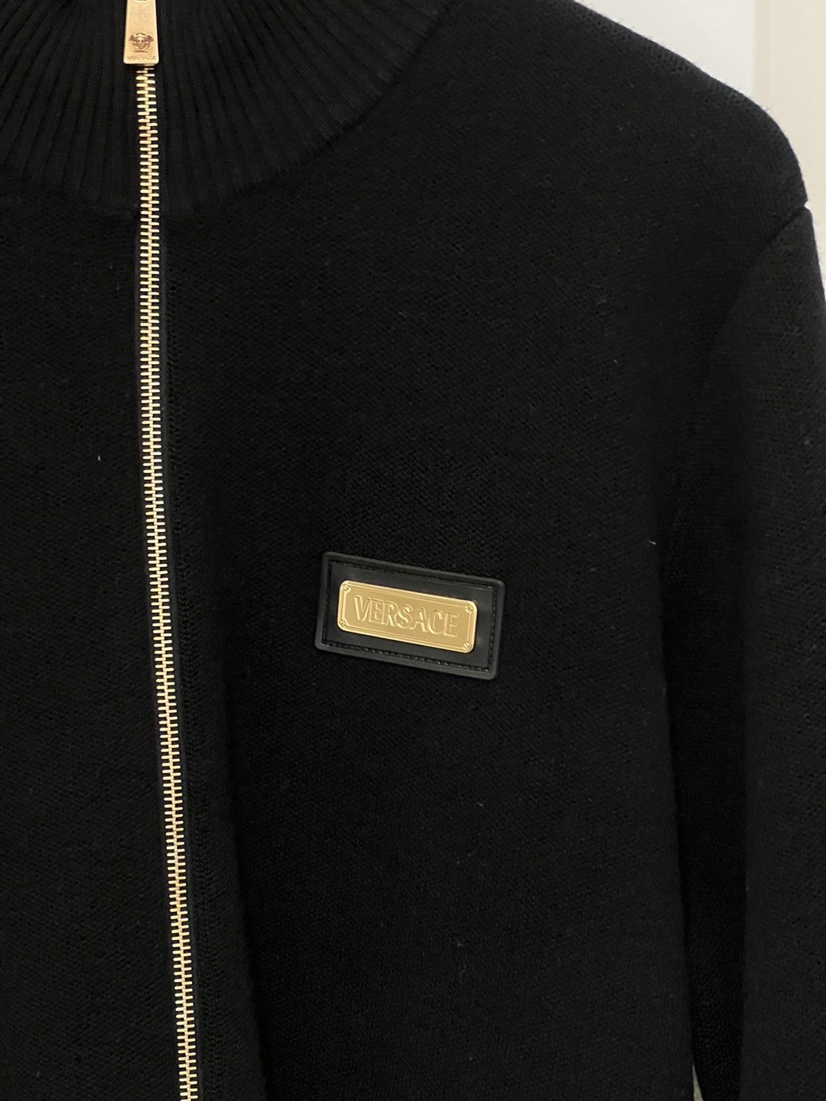 Versace Versace Knit Sweater Gold Plated Logo Size US M / EU 48-50 / 2 - 2 Thumbnail