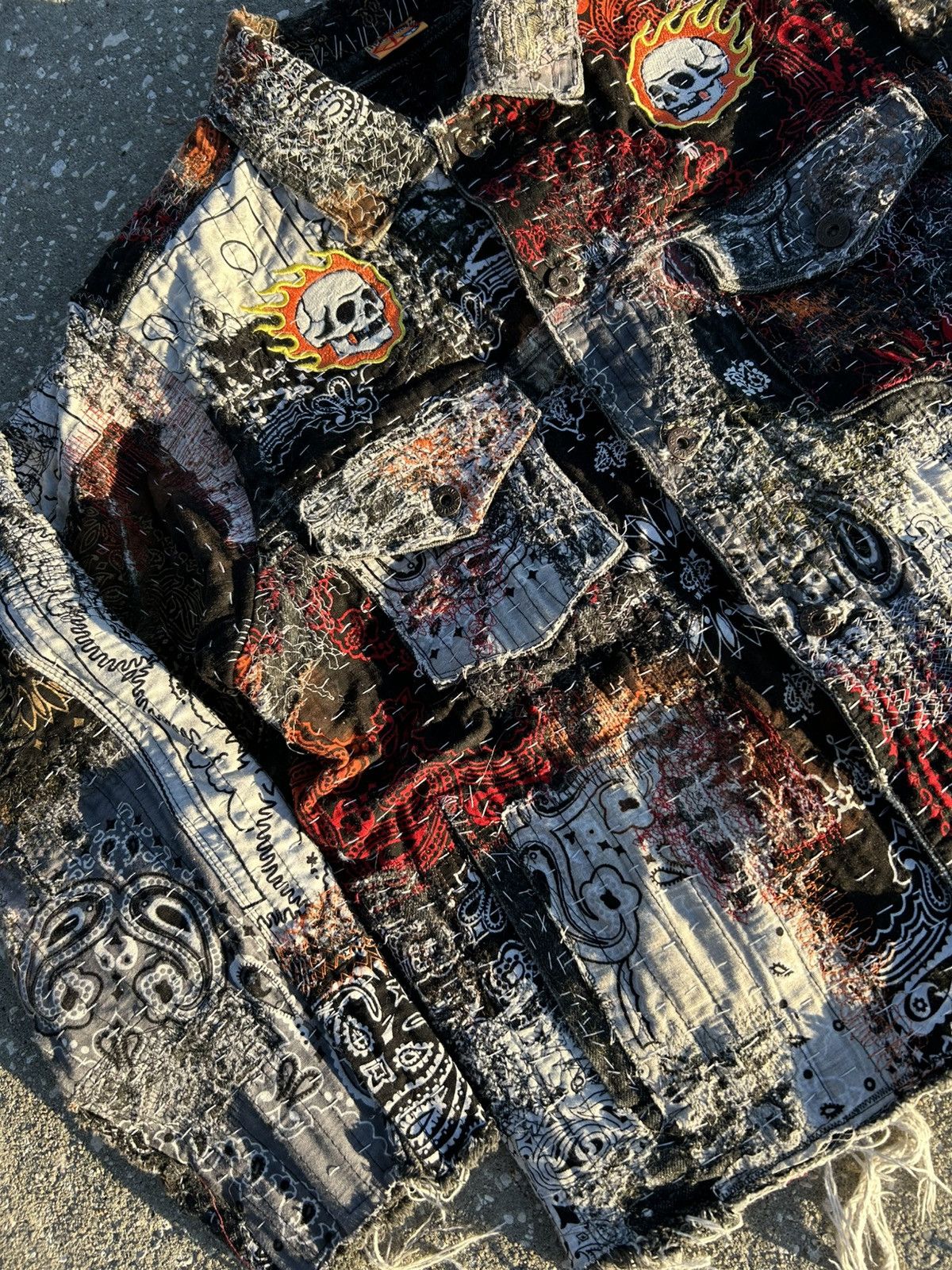 Other 1/1 Your World patchwork distressed bandana denim jacket Size US L / EU 52-54 / 3 - 3 Thumbnail