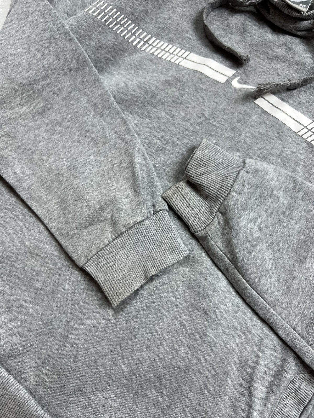 Nike 00s Nike Central Swoosh Vintage Y2K Oversized Retro Hoodie Size US M / EU 48-50 / 2 - 7 Thumbnail