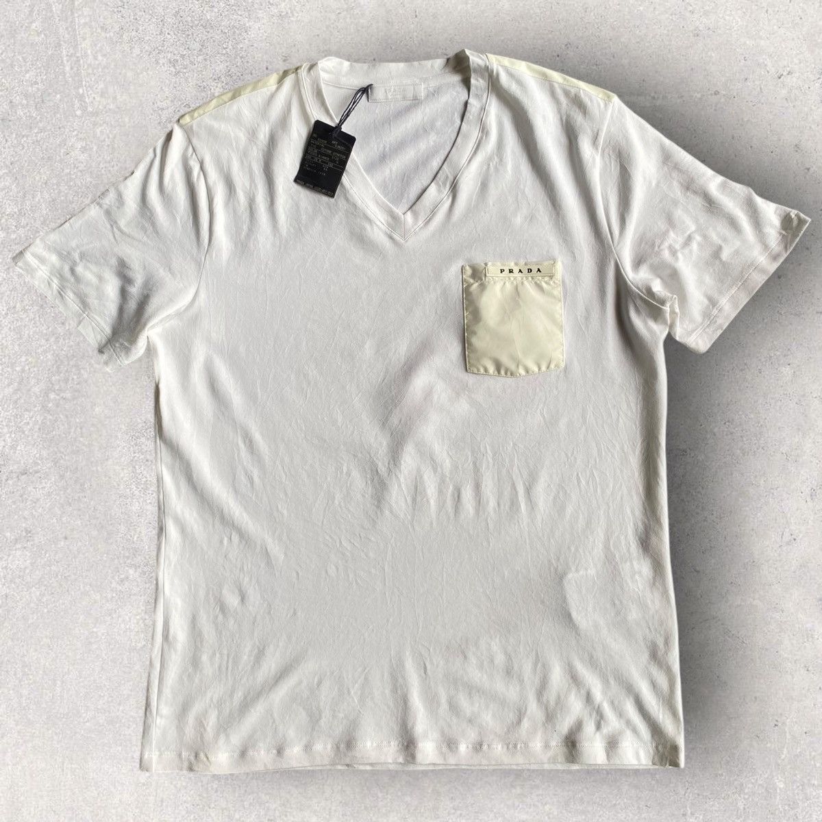 Prada Prada V Neck Nylon Pocket T Shirt Size US M / EU 48-50 / 2 - 2 Thumbnail
